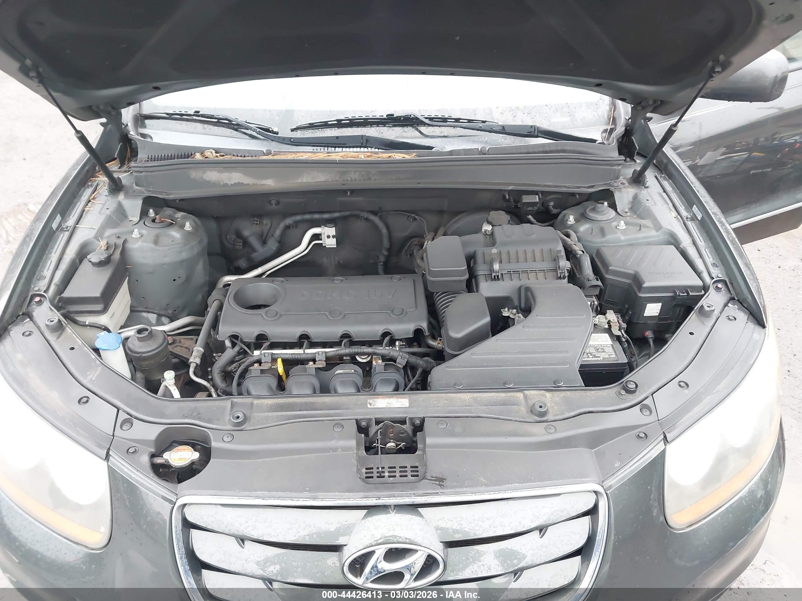 HYUNDAI SANTA image 10