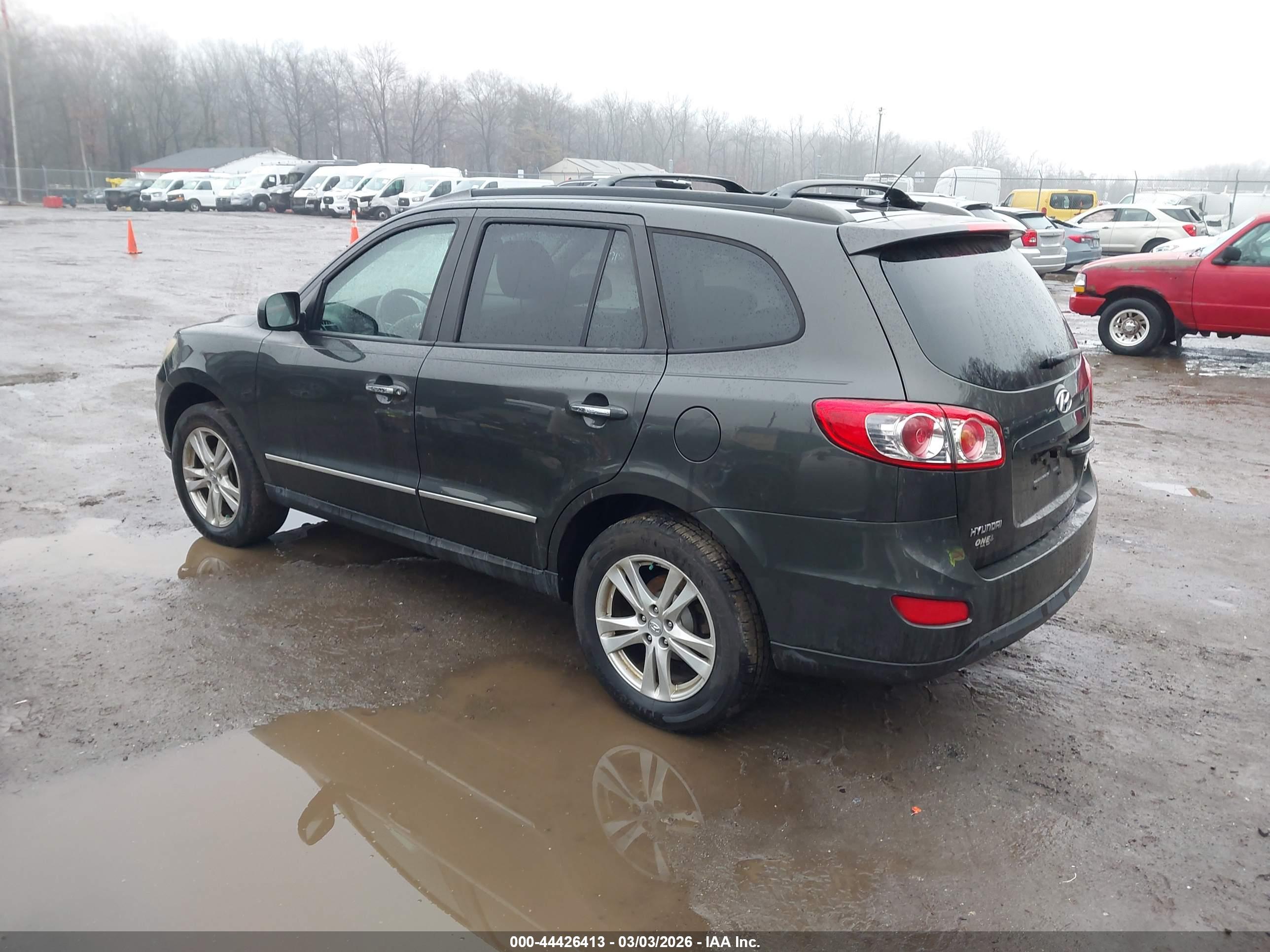 HYUNDAI SANTA image 3