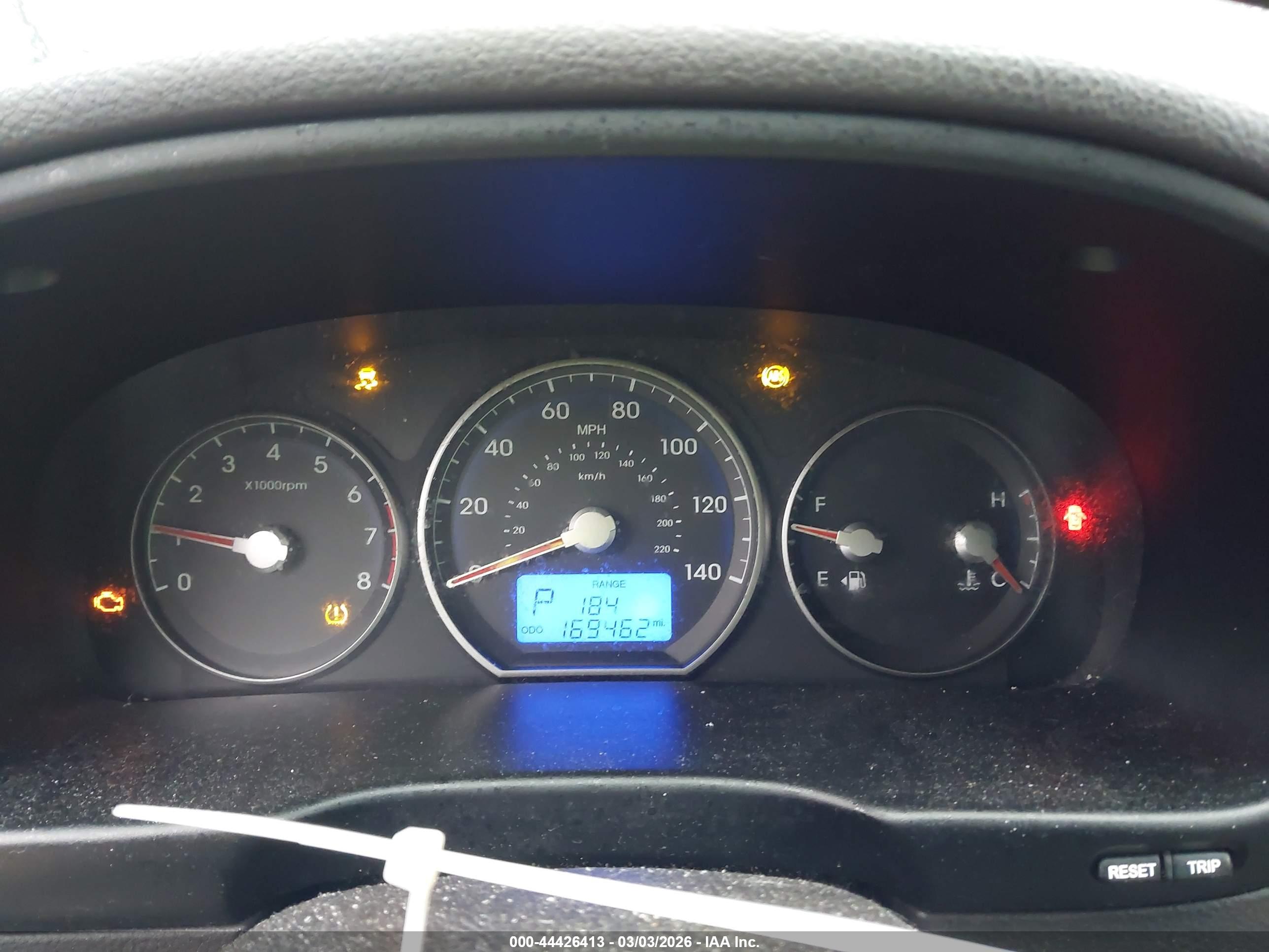 HYUNDAI SANTA image 7