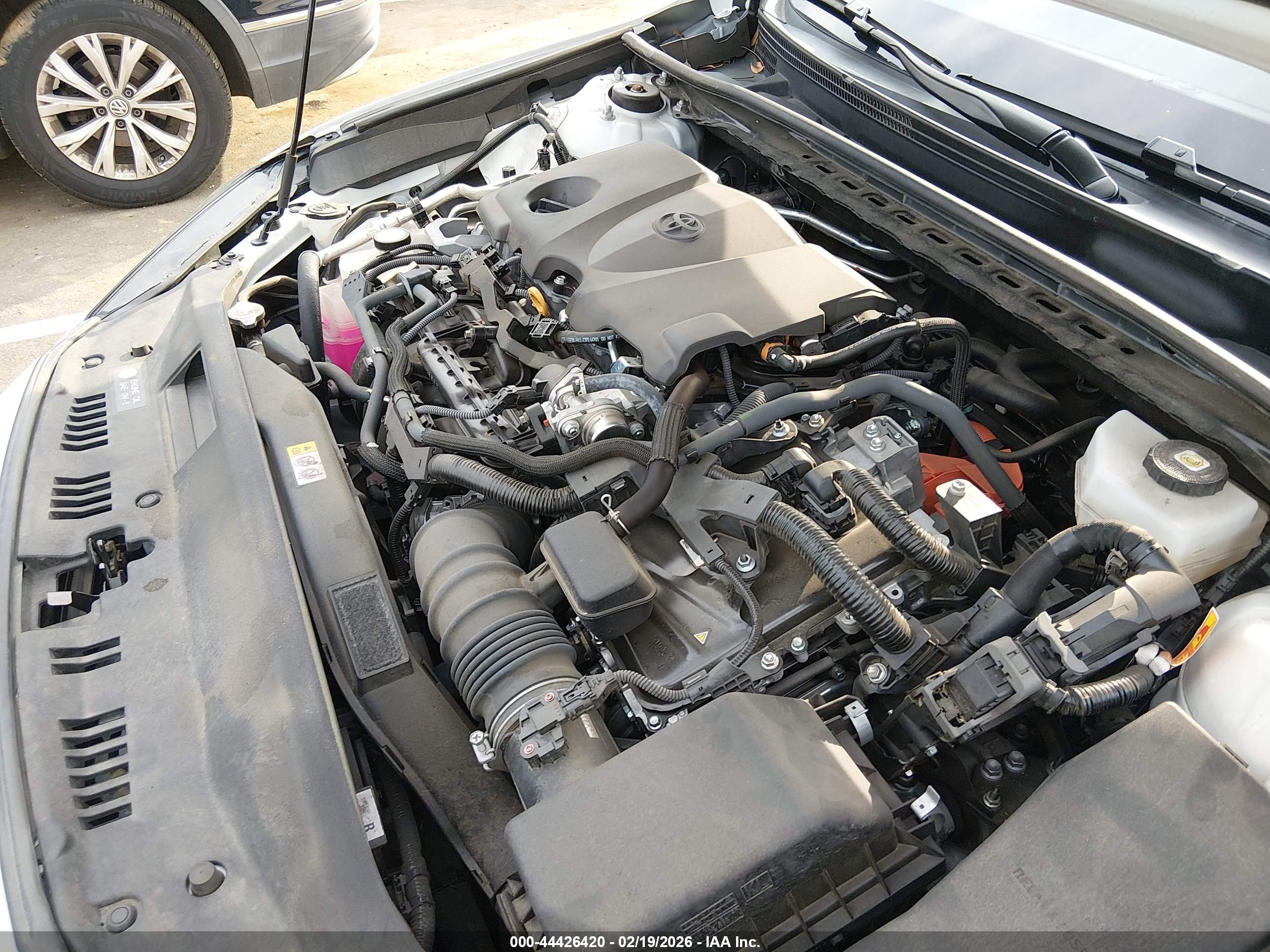 TOYOTA CAMRY image 10