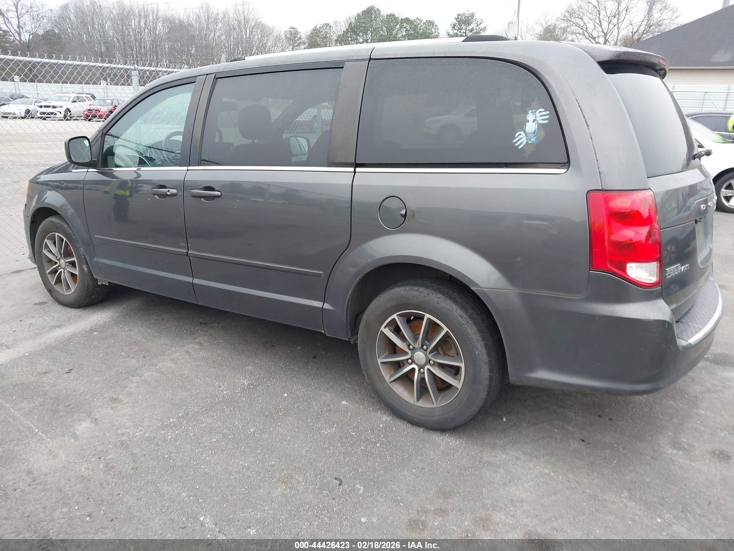 DODGE GRAND image 3