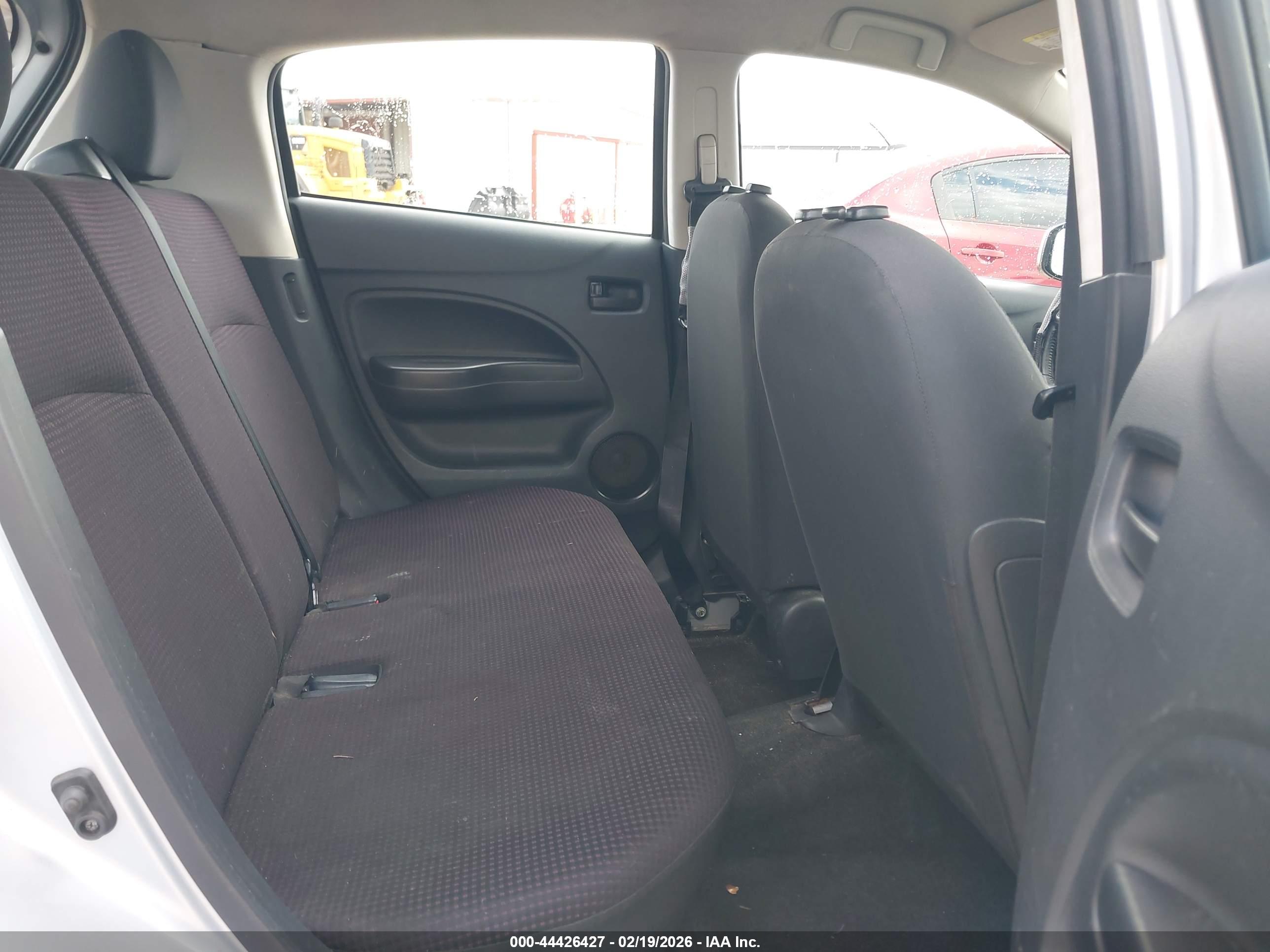 MITSUBISHI MIRAGE image 8