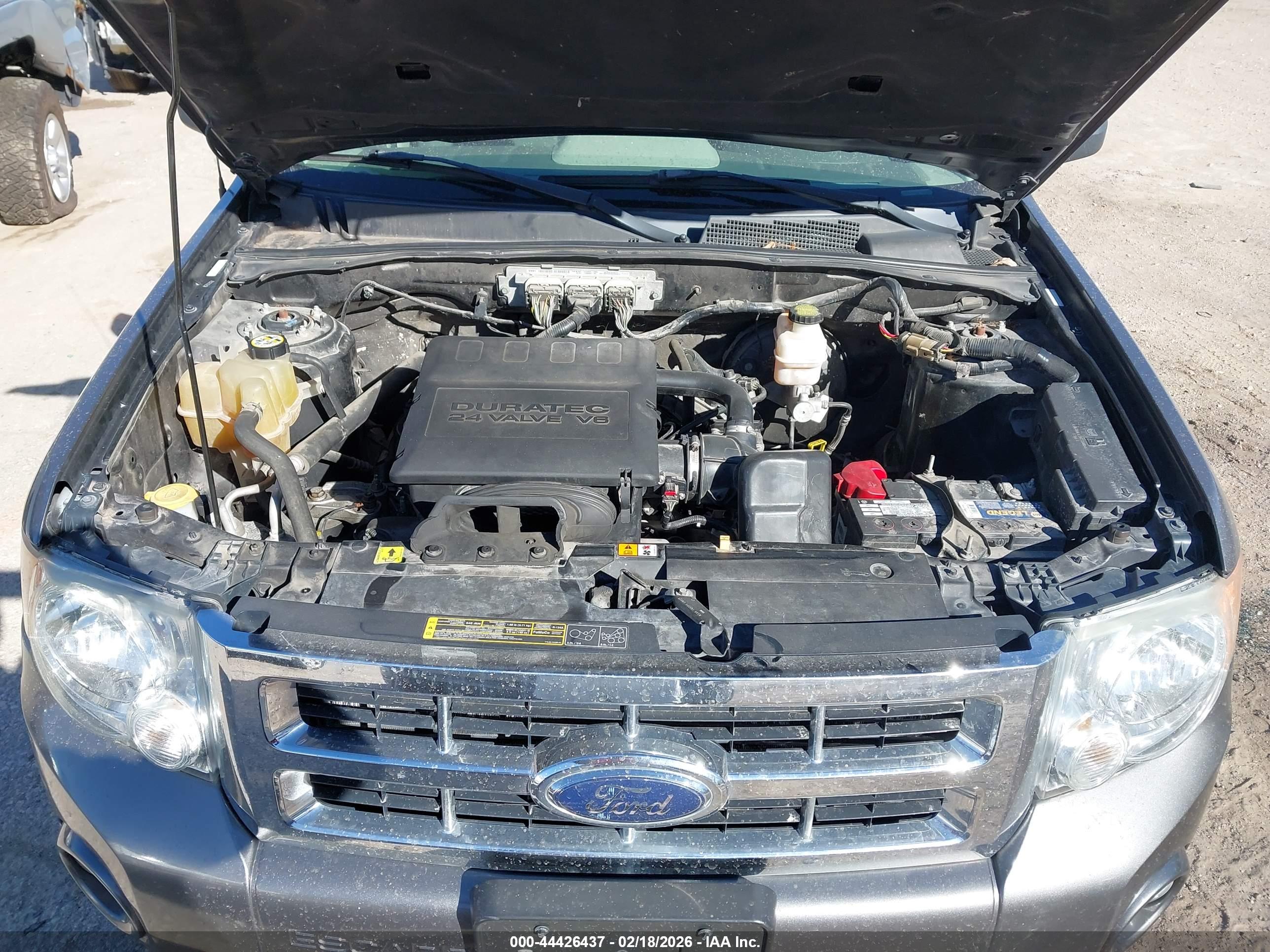 FORD ESCAPE image 10