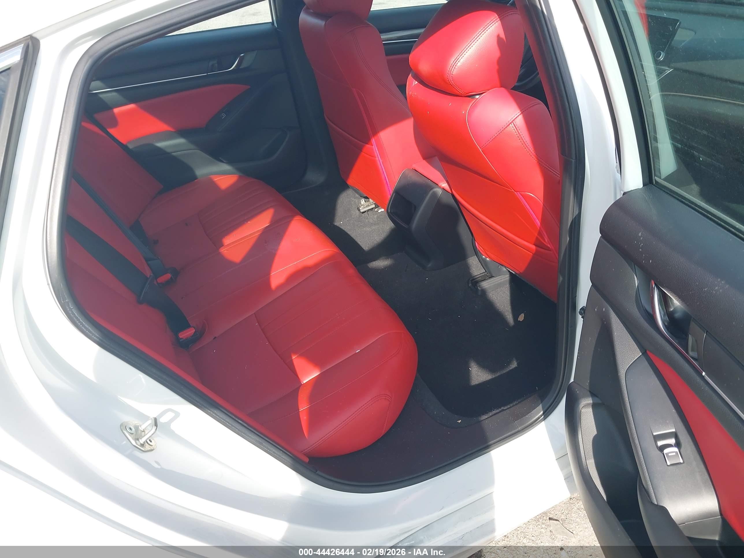 HONDA ACCORD image 8