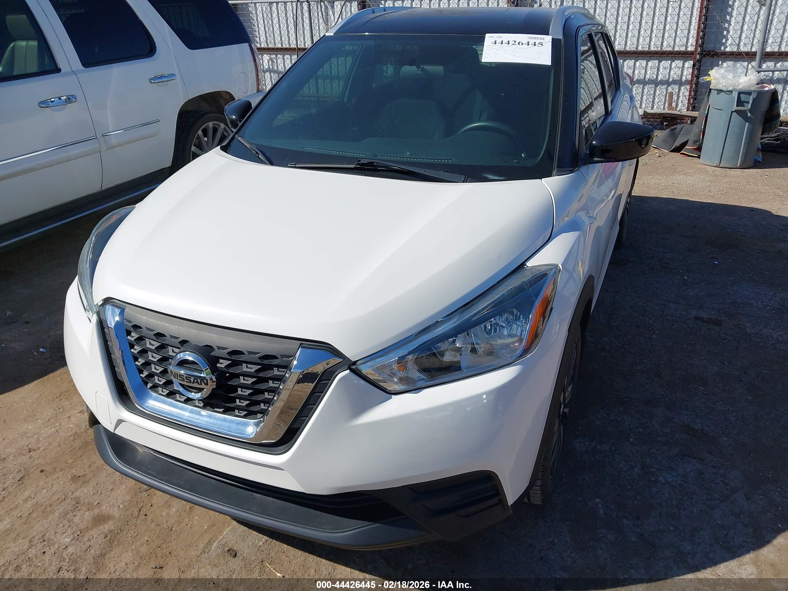 NISSAN KICKS image 6