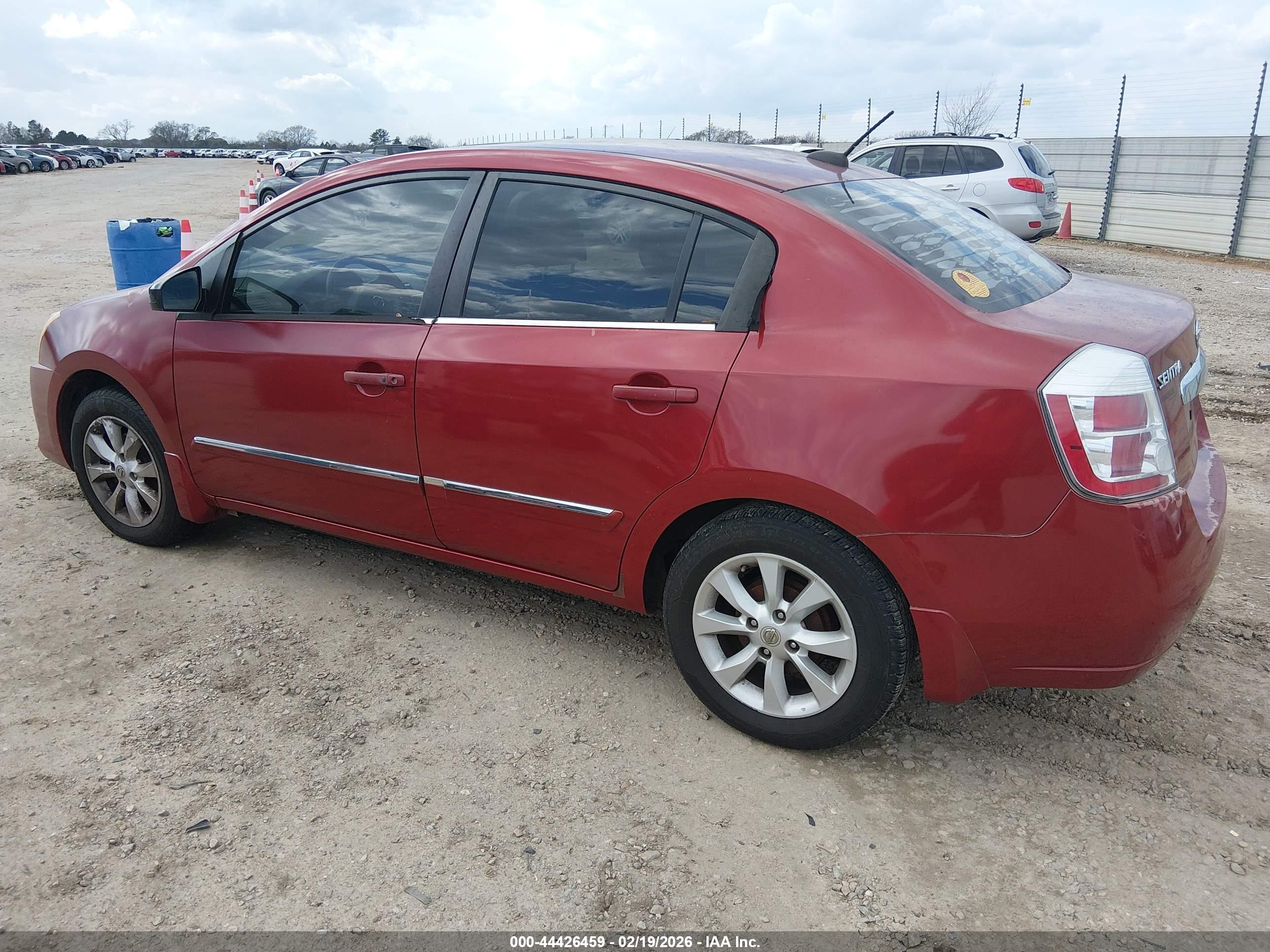 NISSAN SENTRA image 3