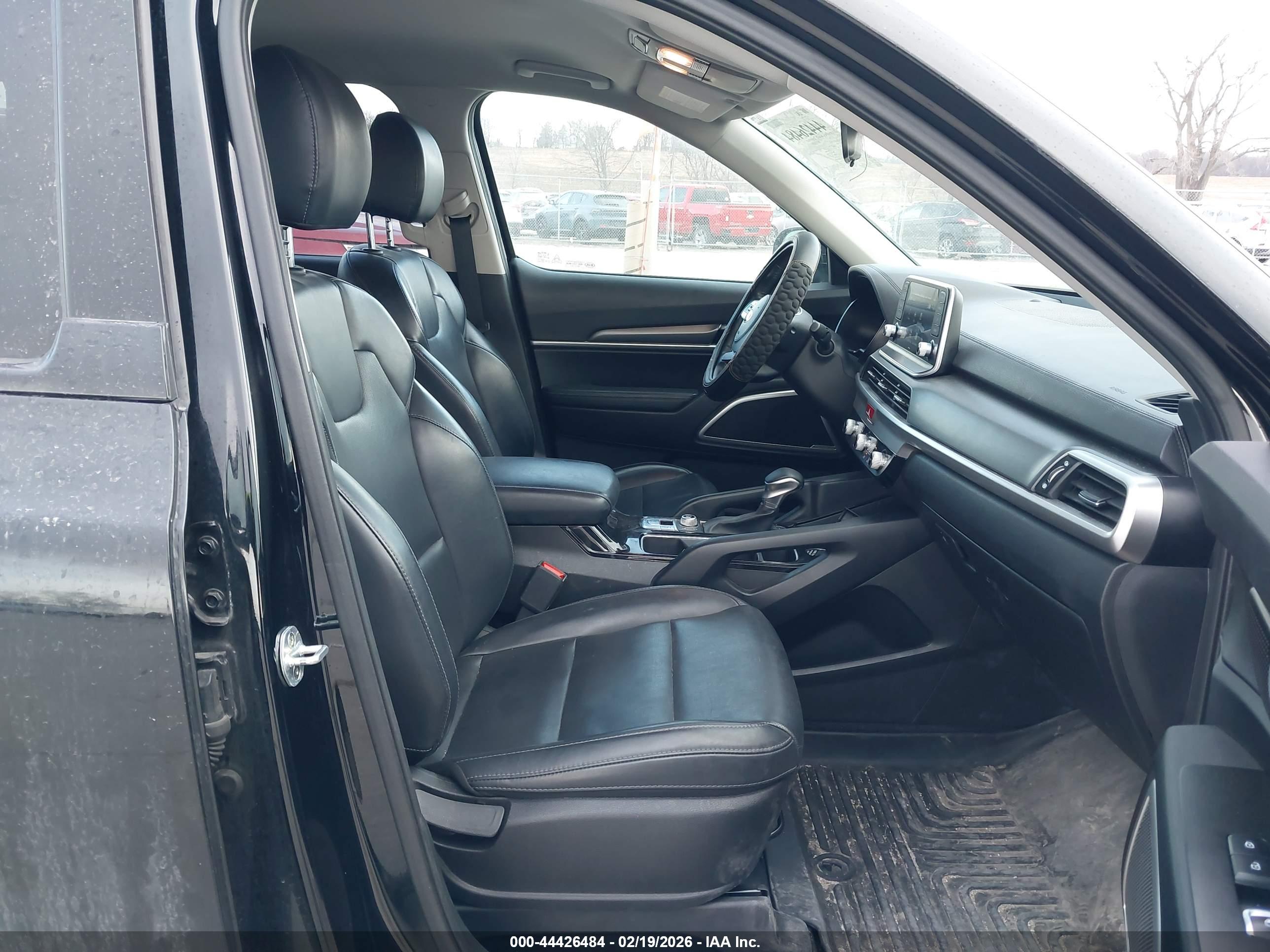 KIA TELLURIDE image 5