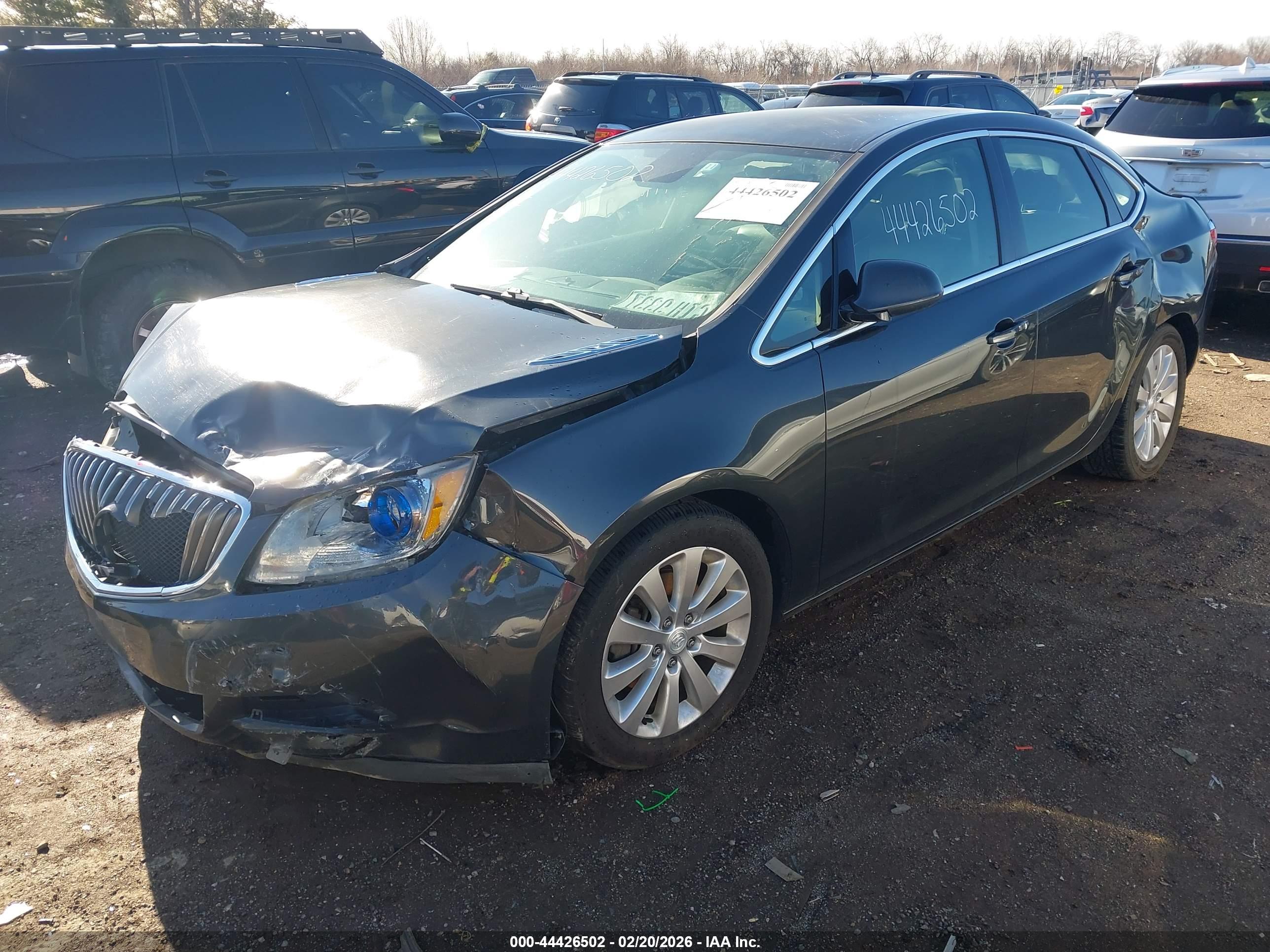 BUICK VERANO image 2