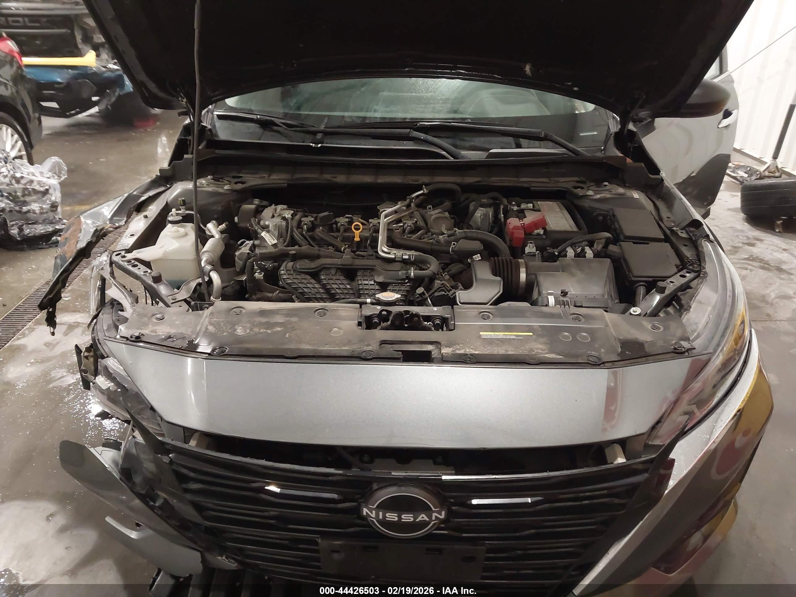 NISSAN ALTIMA image 10