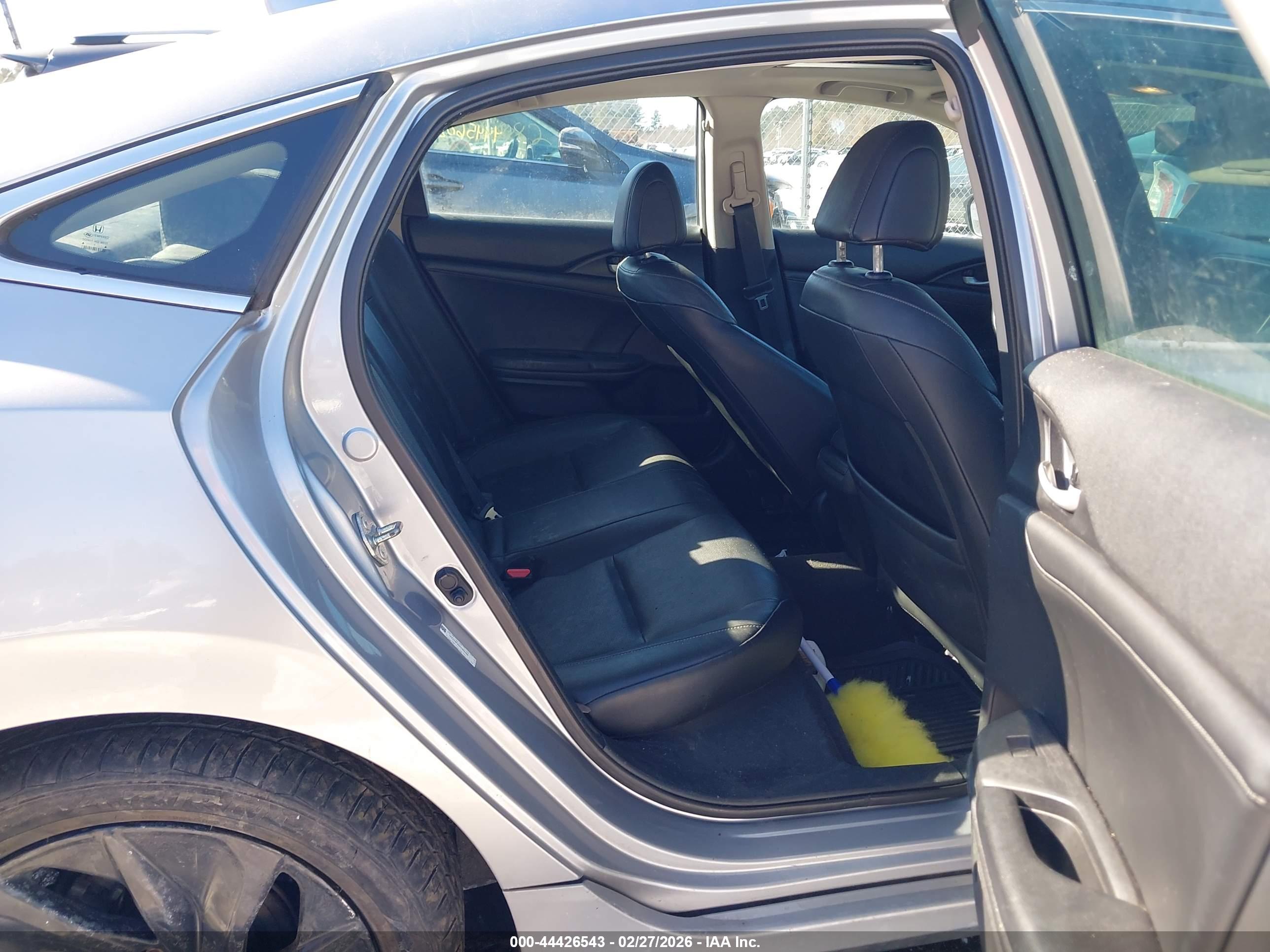 HONDA INSIGHT image 8