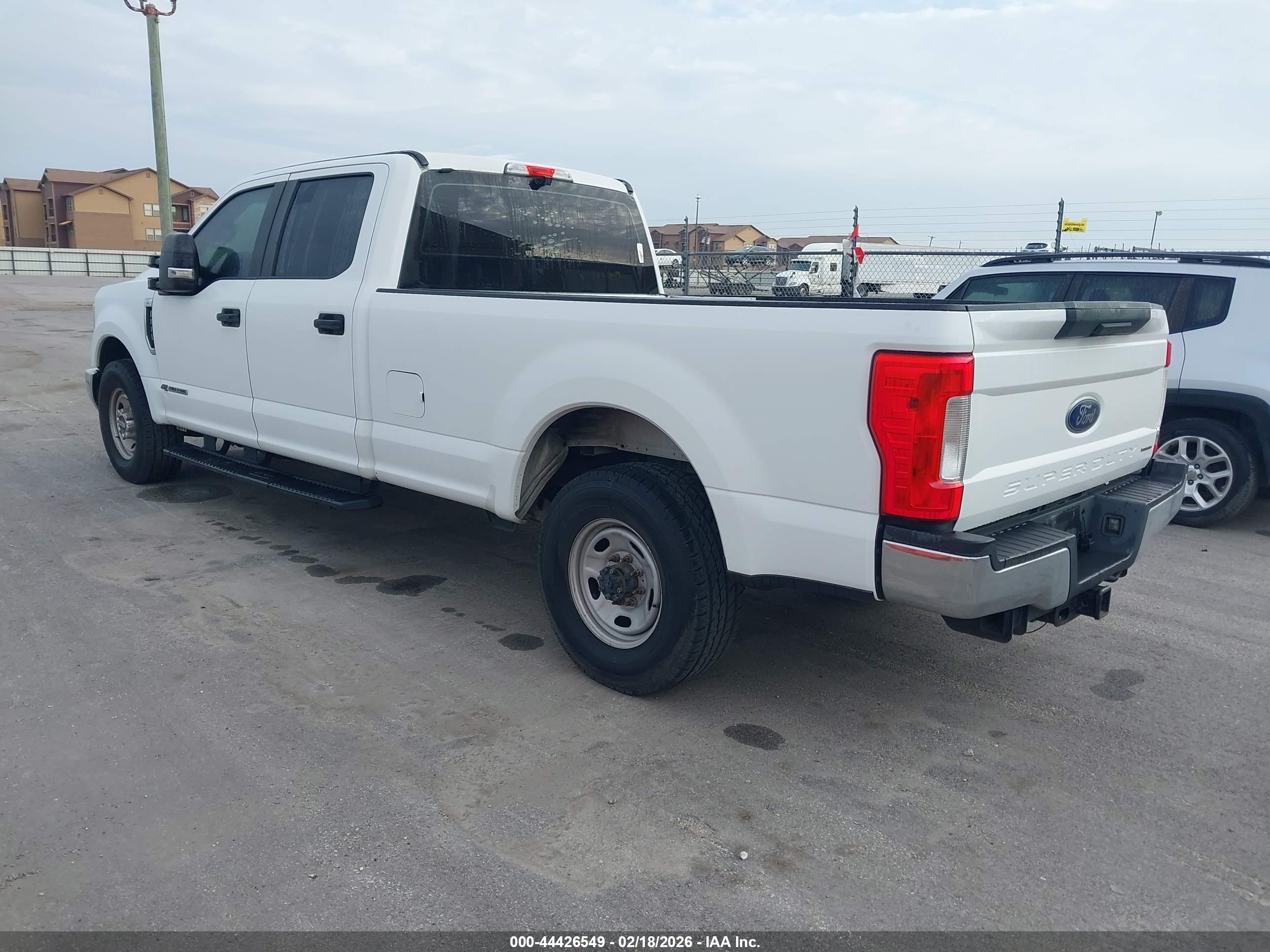 FORD F-350 image 3