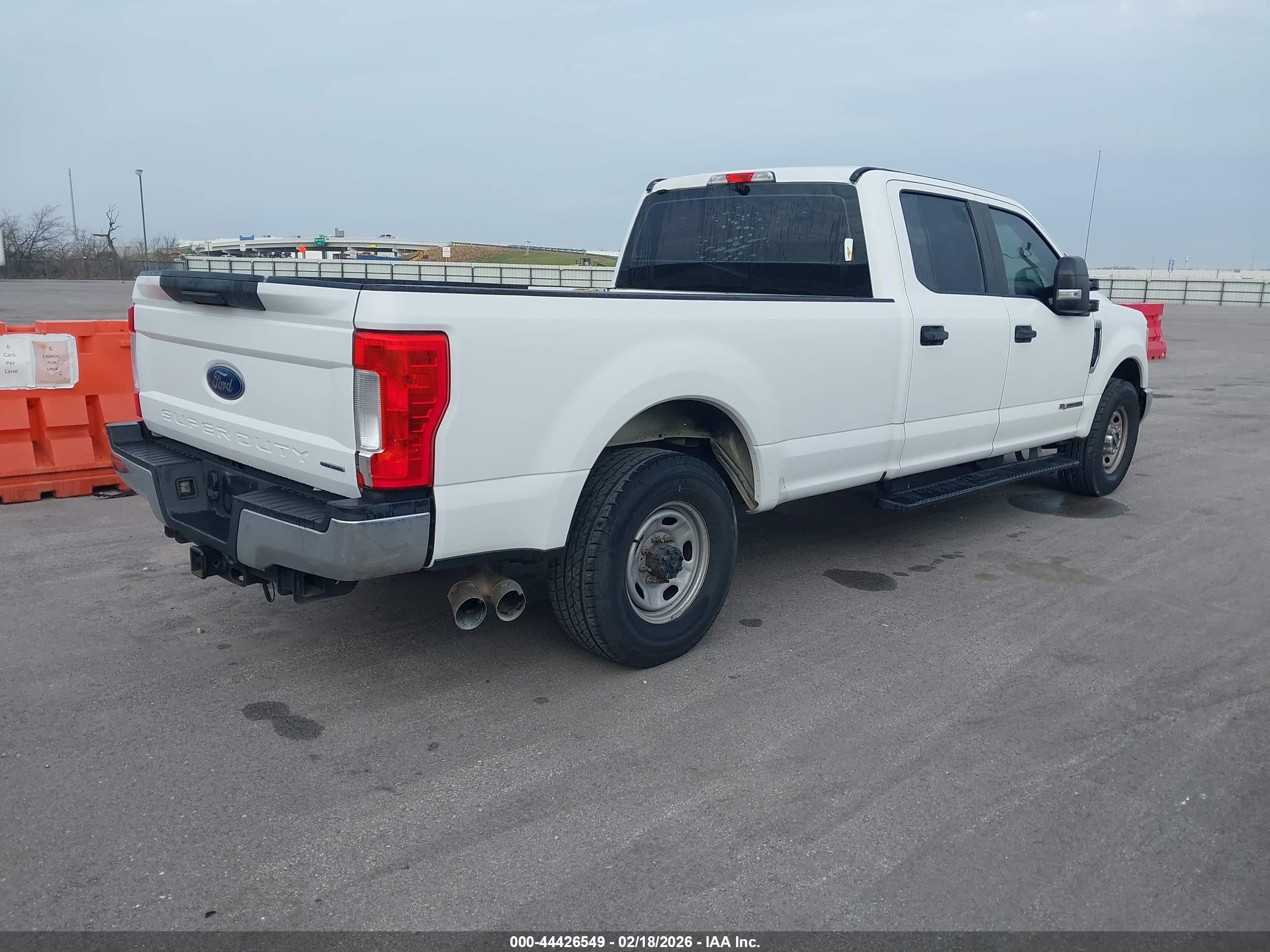 FORD F-350 image 4