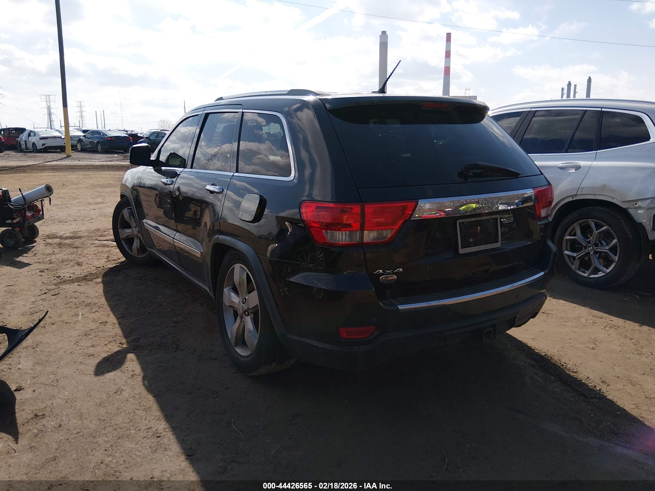 JEEP GRAND image 3