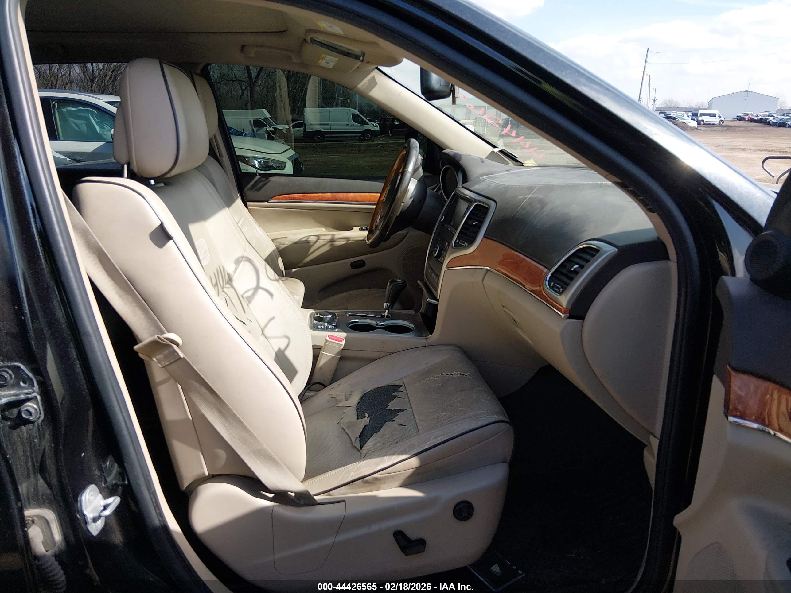 JEEP GRAND image 5