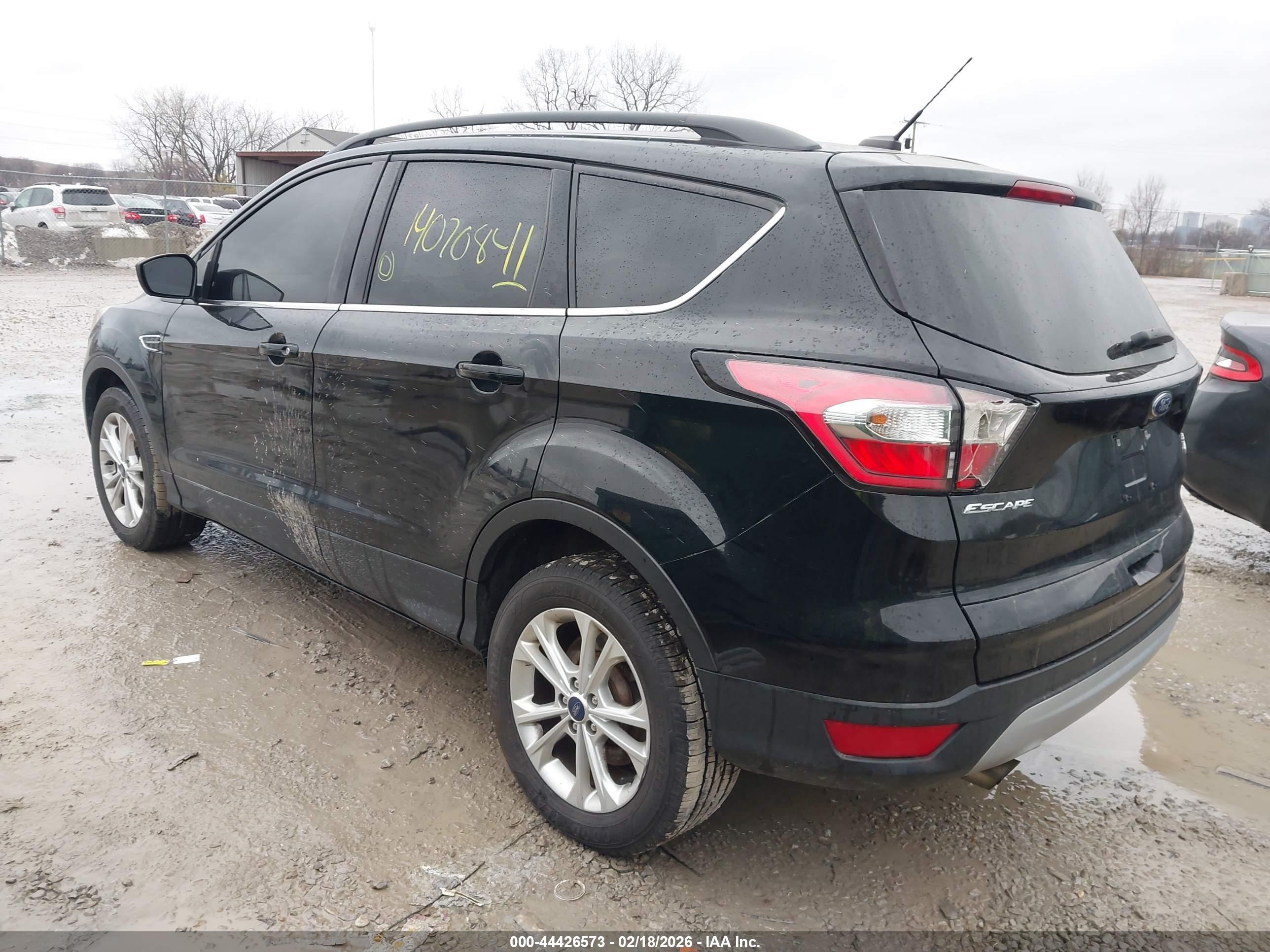 FORD ESCAPE image 3