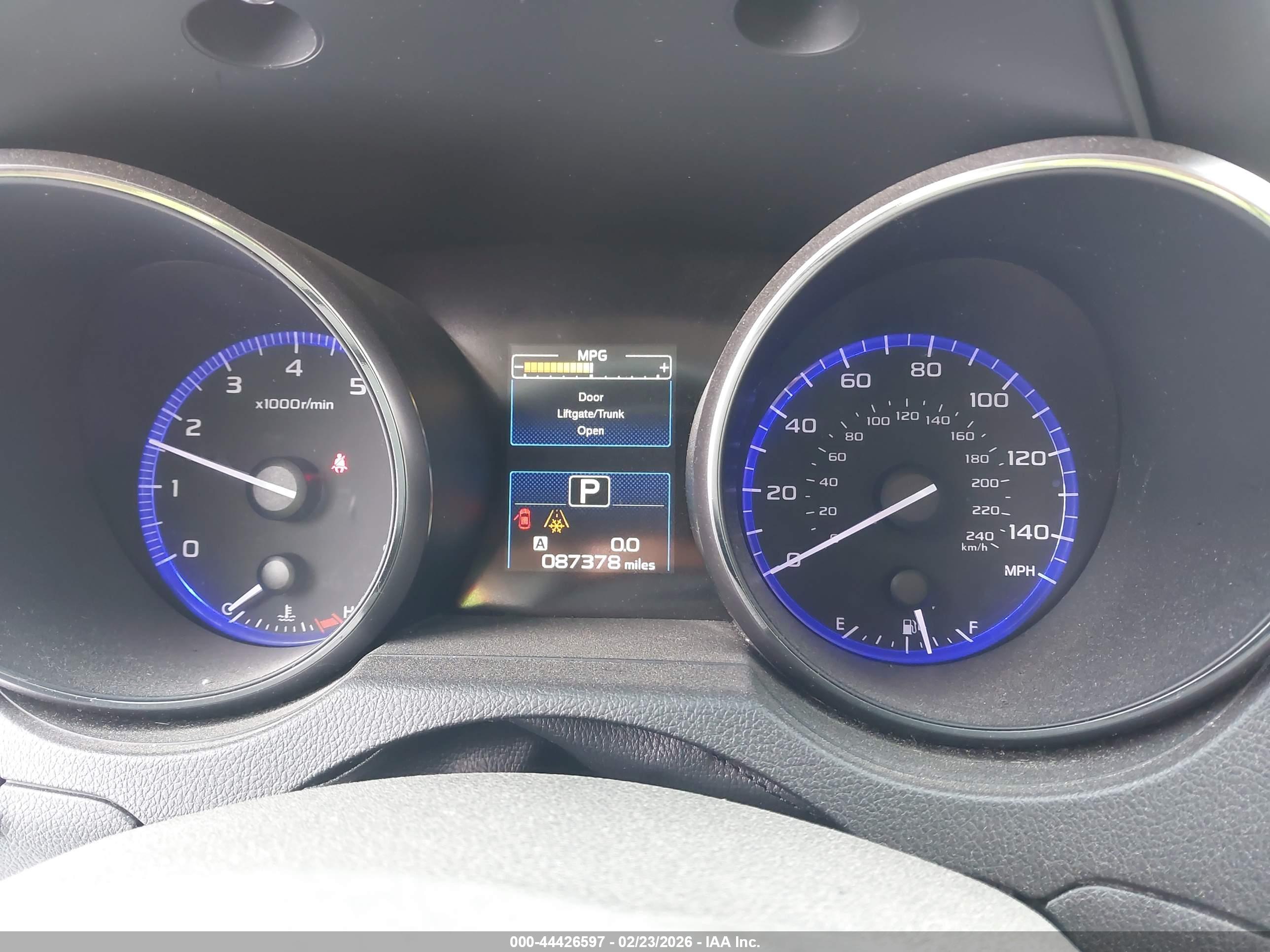 SUBARU OUTBACK image 7
