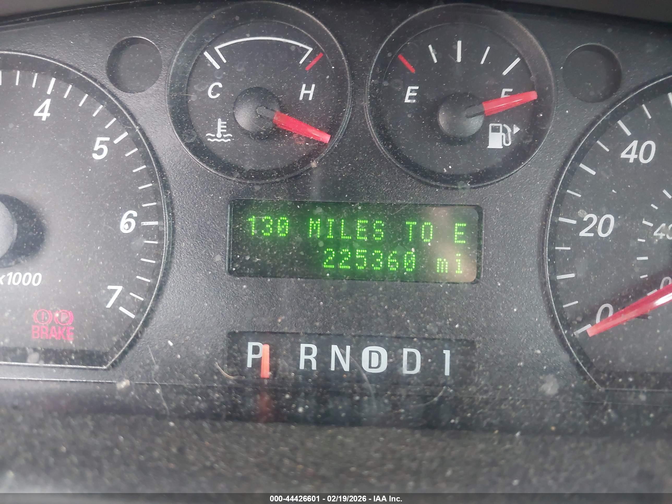 FORD TAURUS image 7