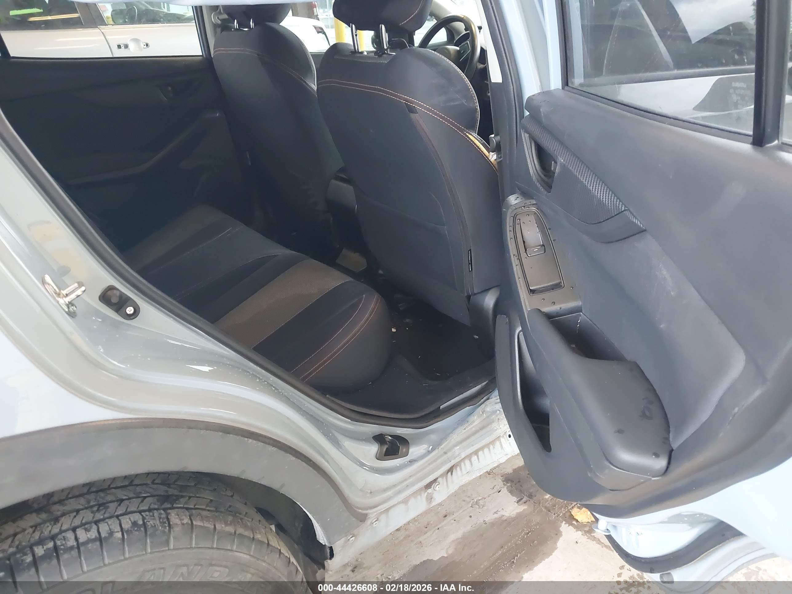 SUBARU CROSSTREK image 8