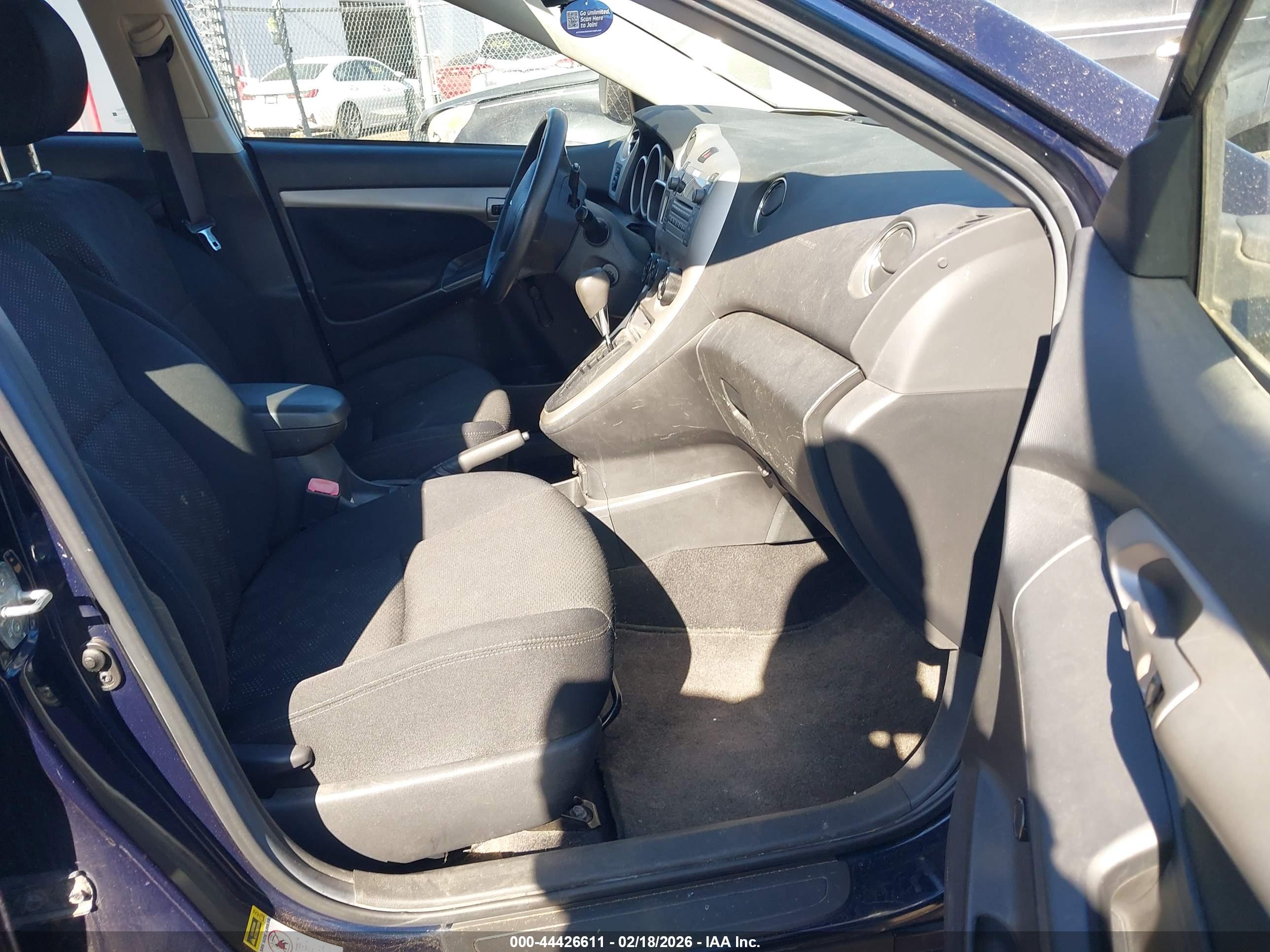 PONTIAC VIBE image 5