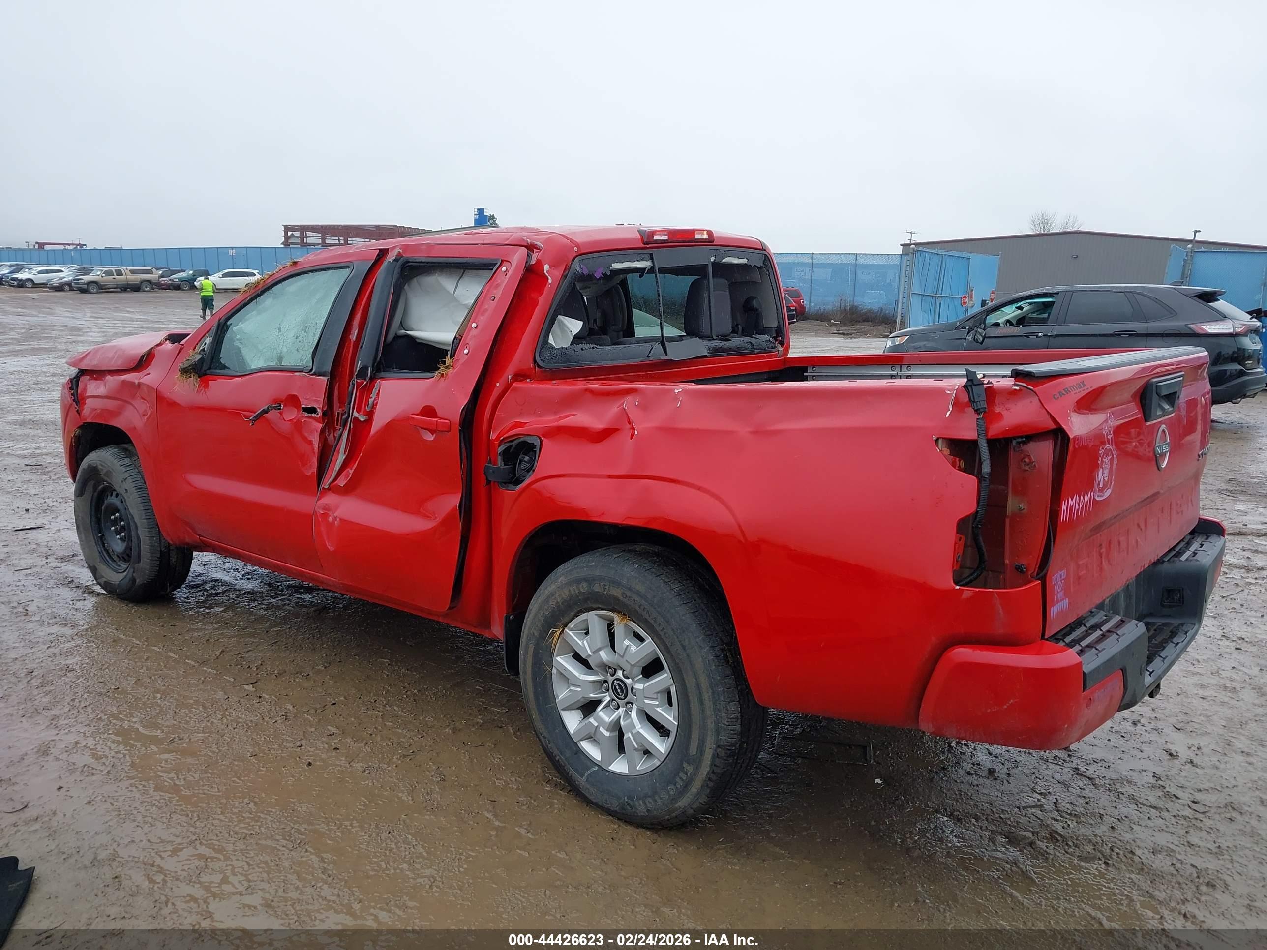 NISSAN FRONTIER image 6