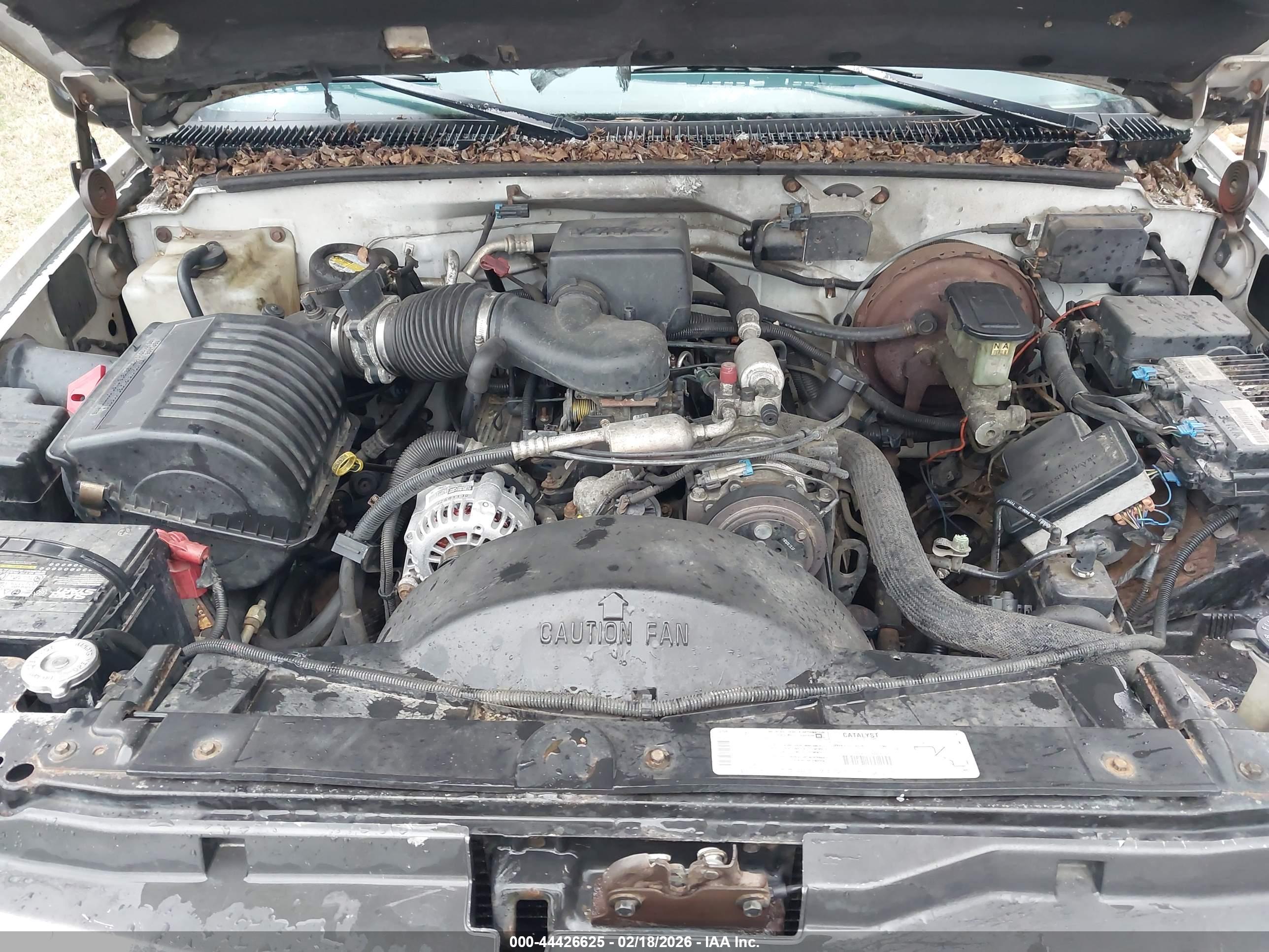CHEVROLET SUBURBAN image 10