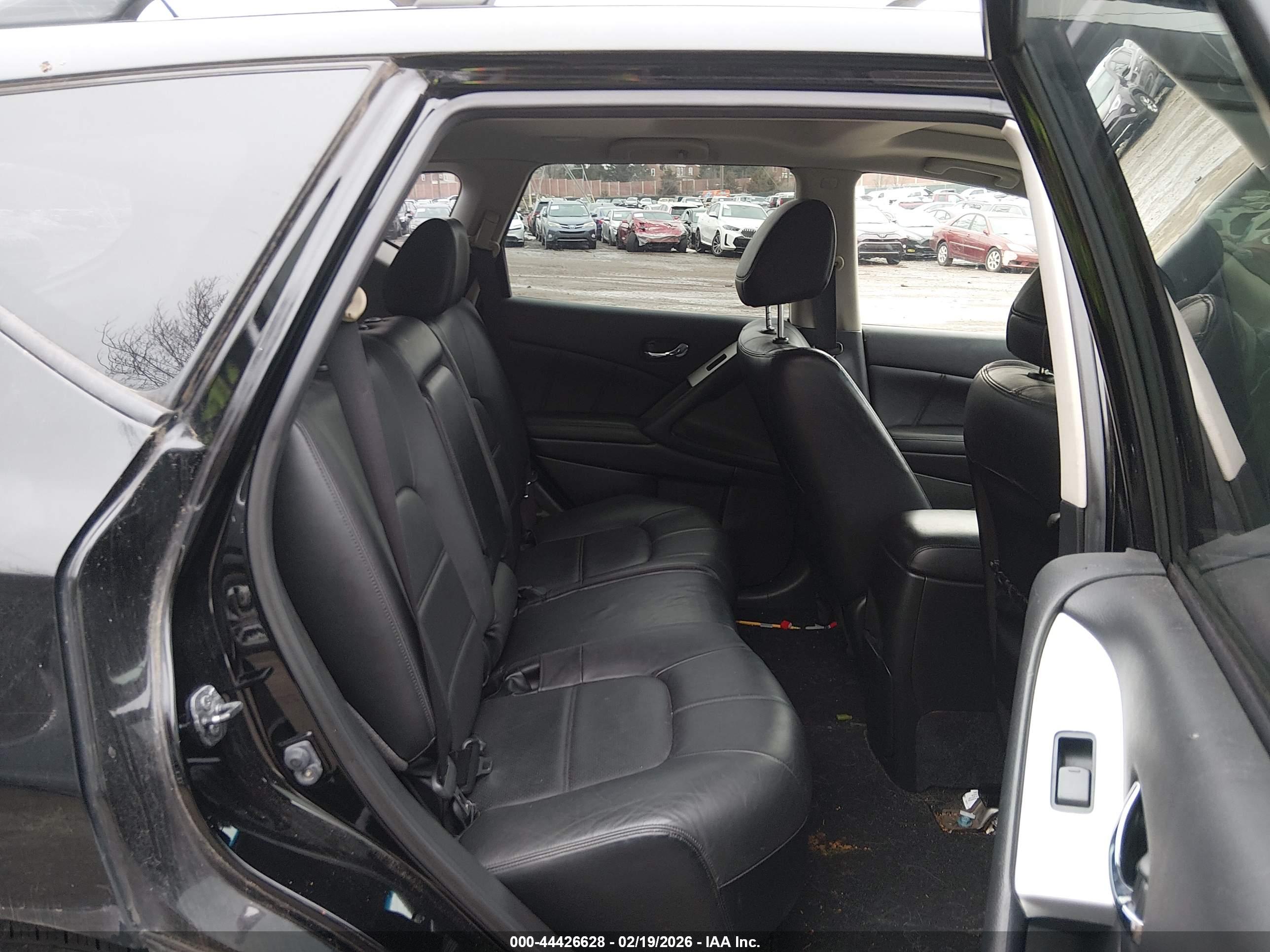NISSAN MURANO image 8