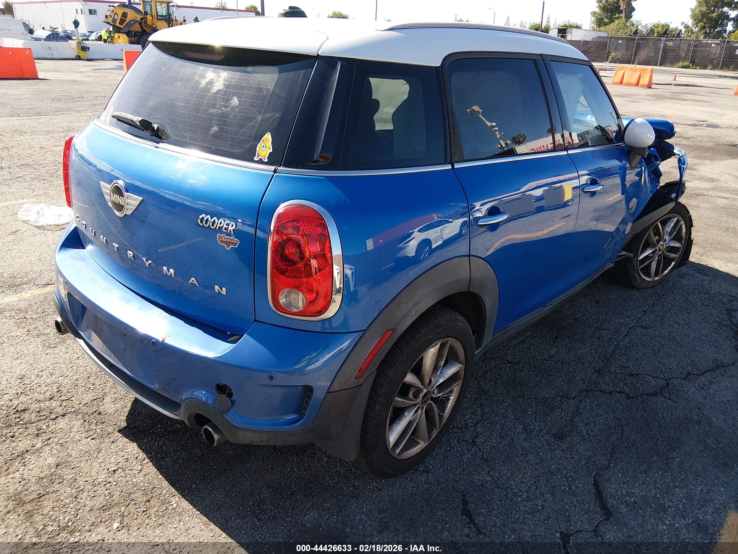 MINI COUNTRYMAN image 4