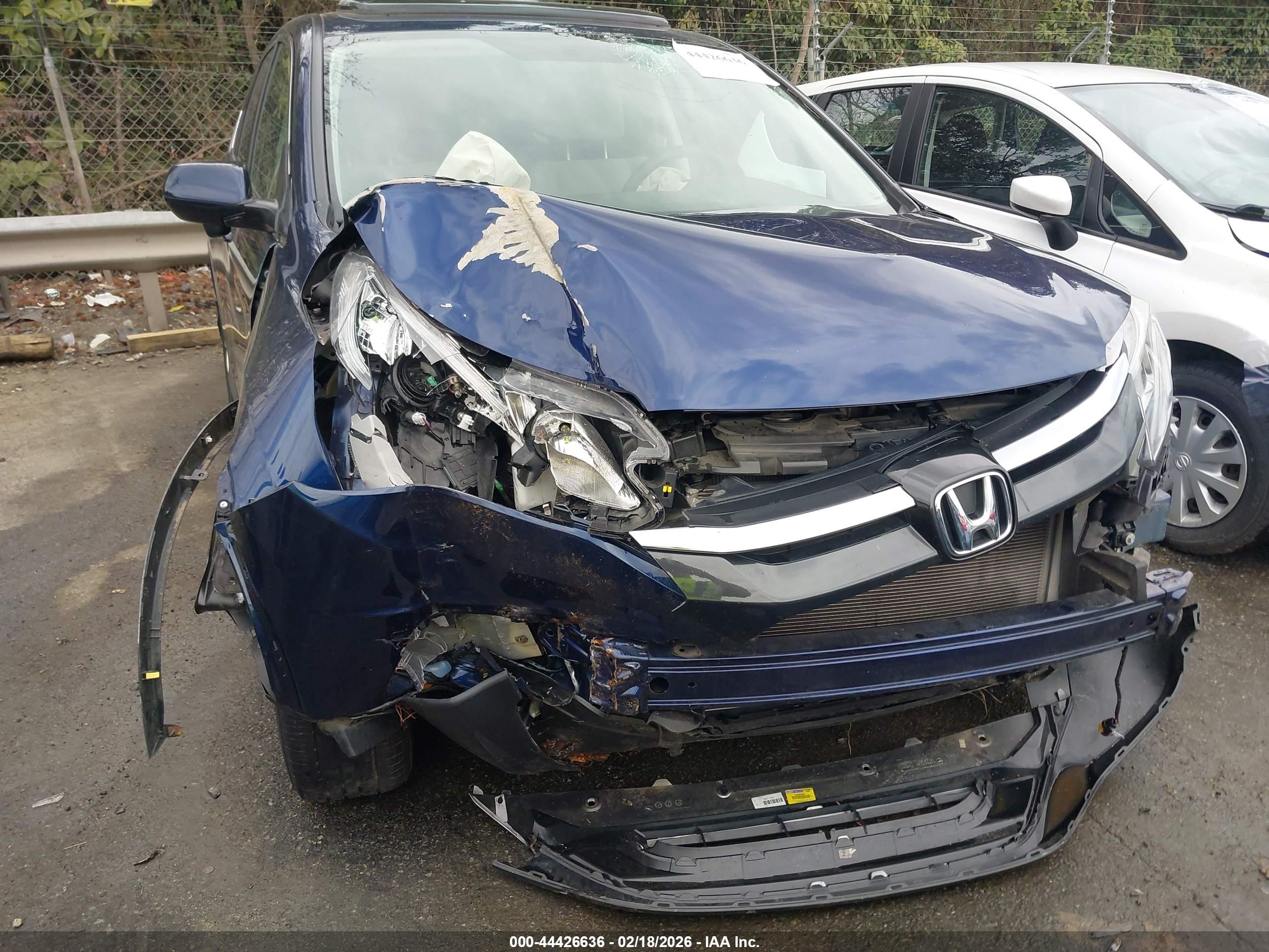 HONDA CR-V image 6