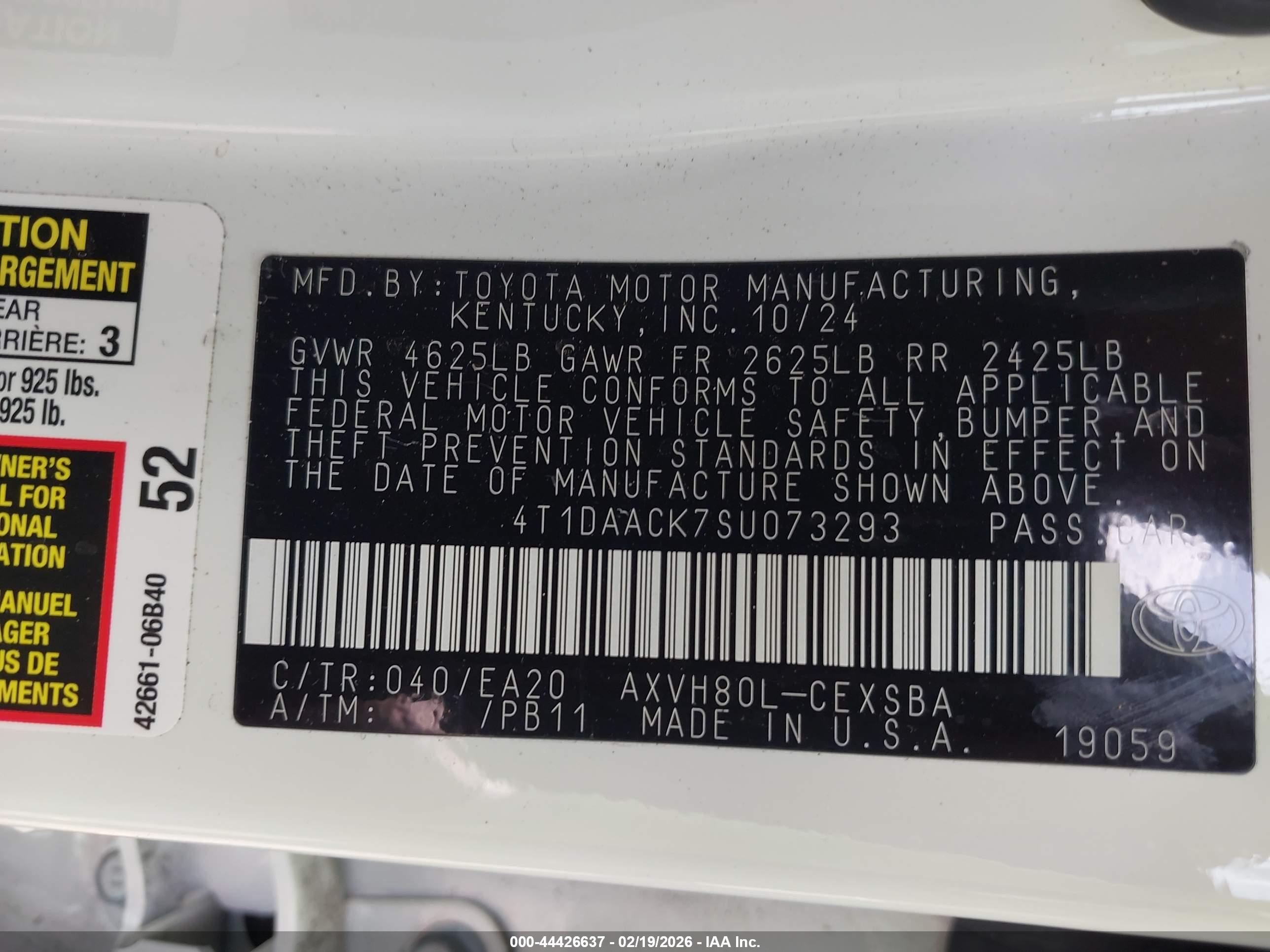 TOYOTA CAMRY image 9