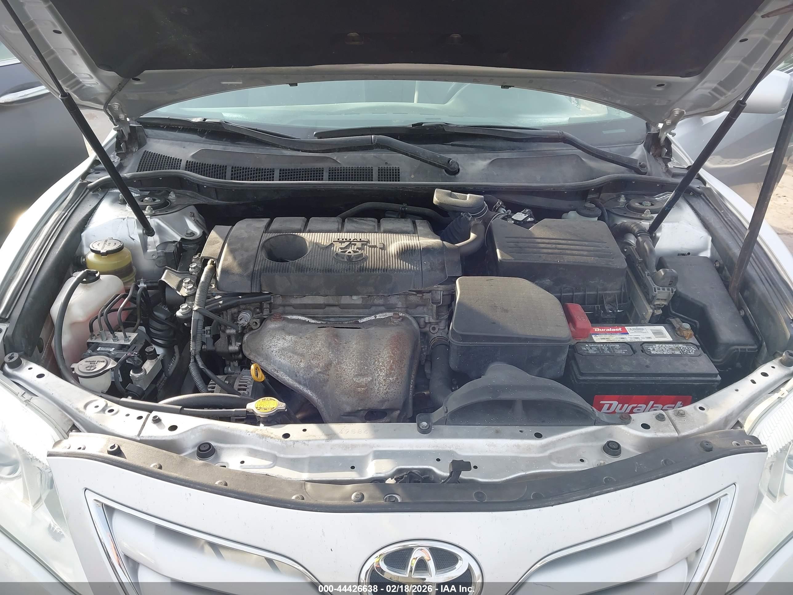 TOYOTA CAMRY image 10