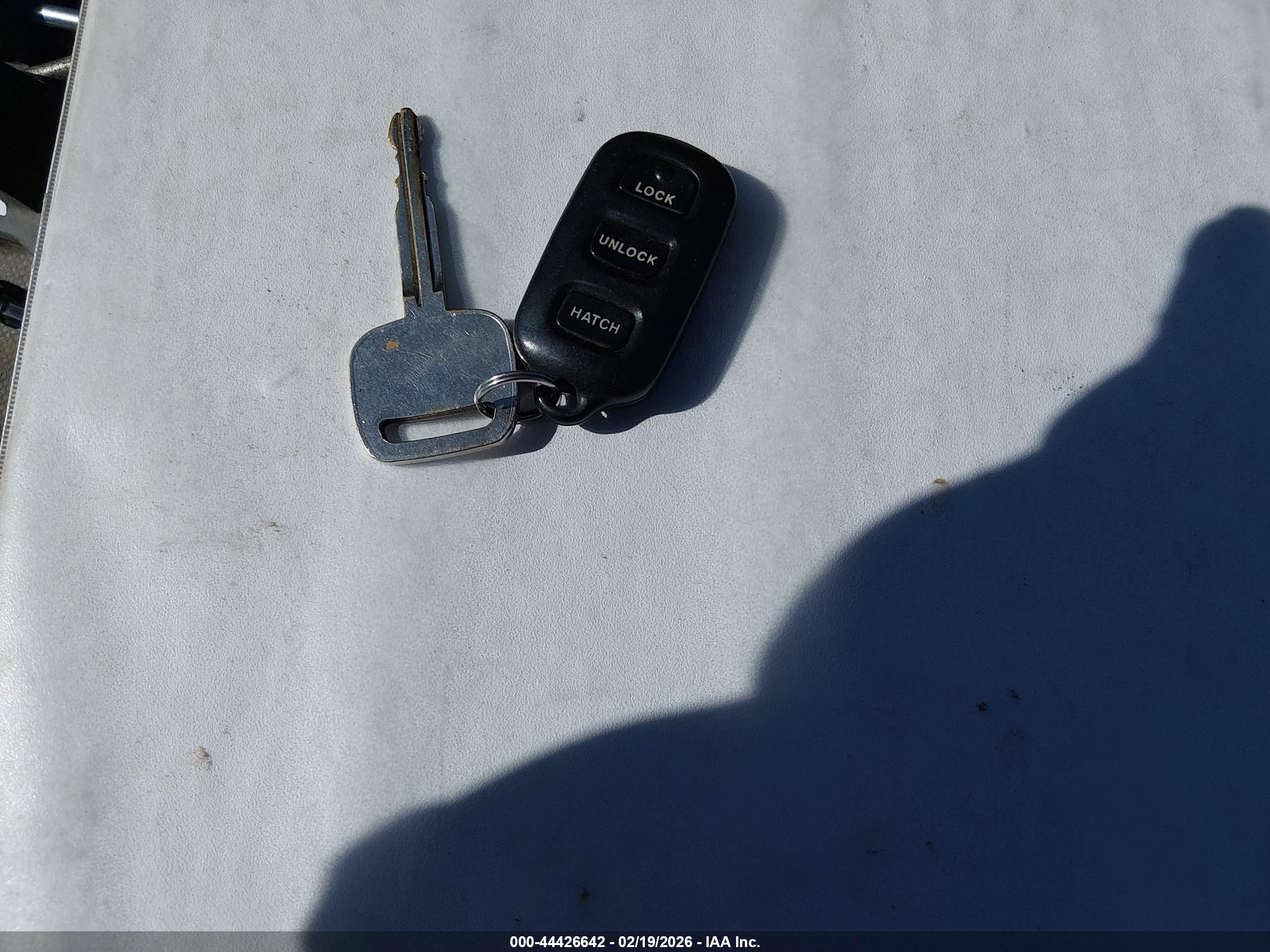 PONTIAC VIBE image 11