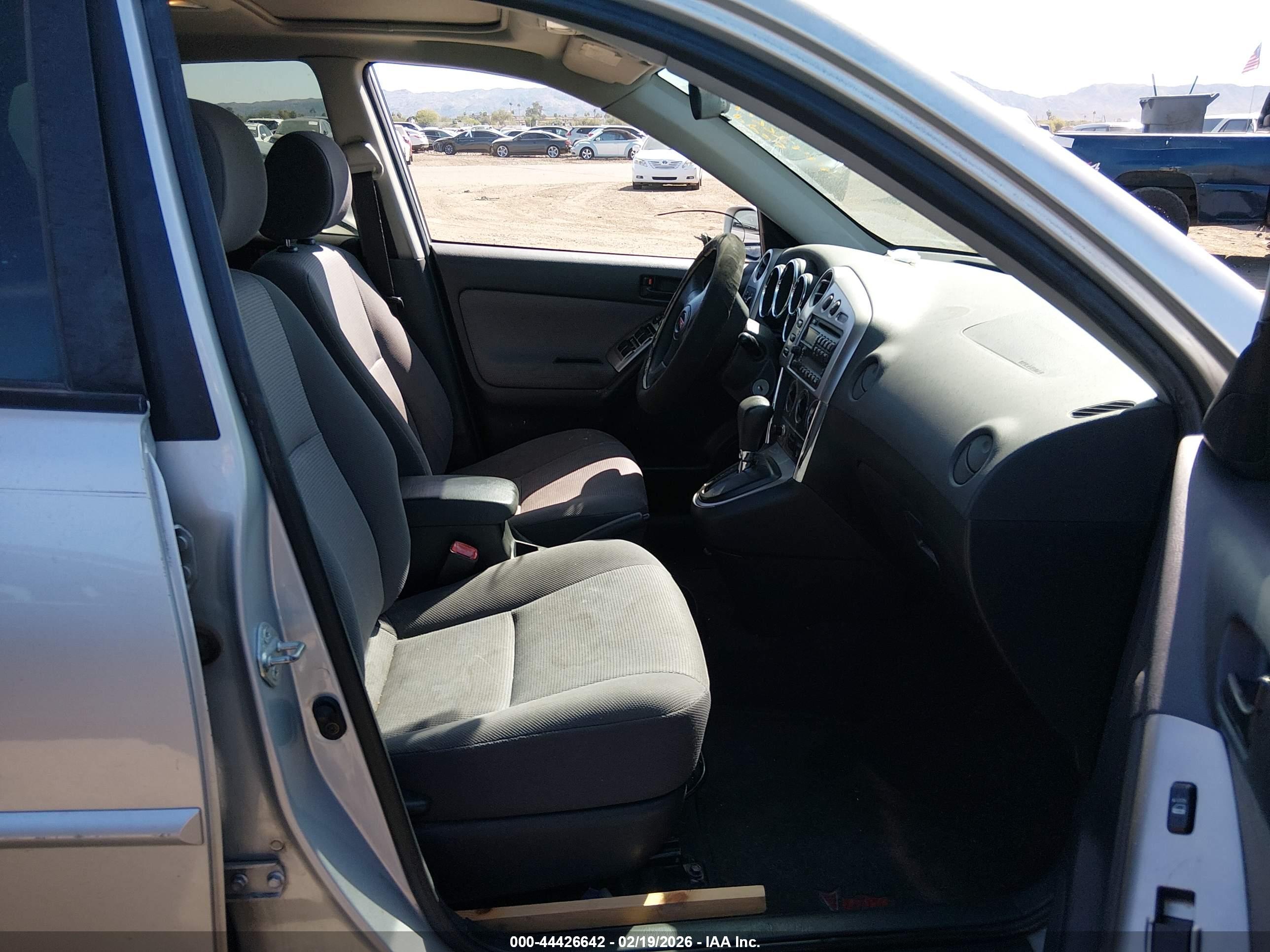 PONTIAC VIBE image 5