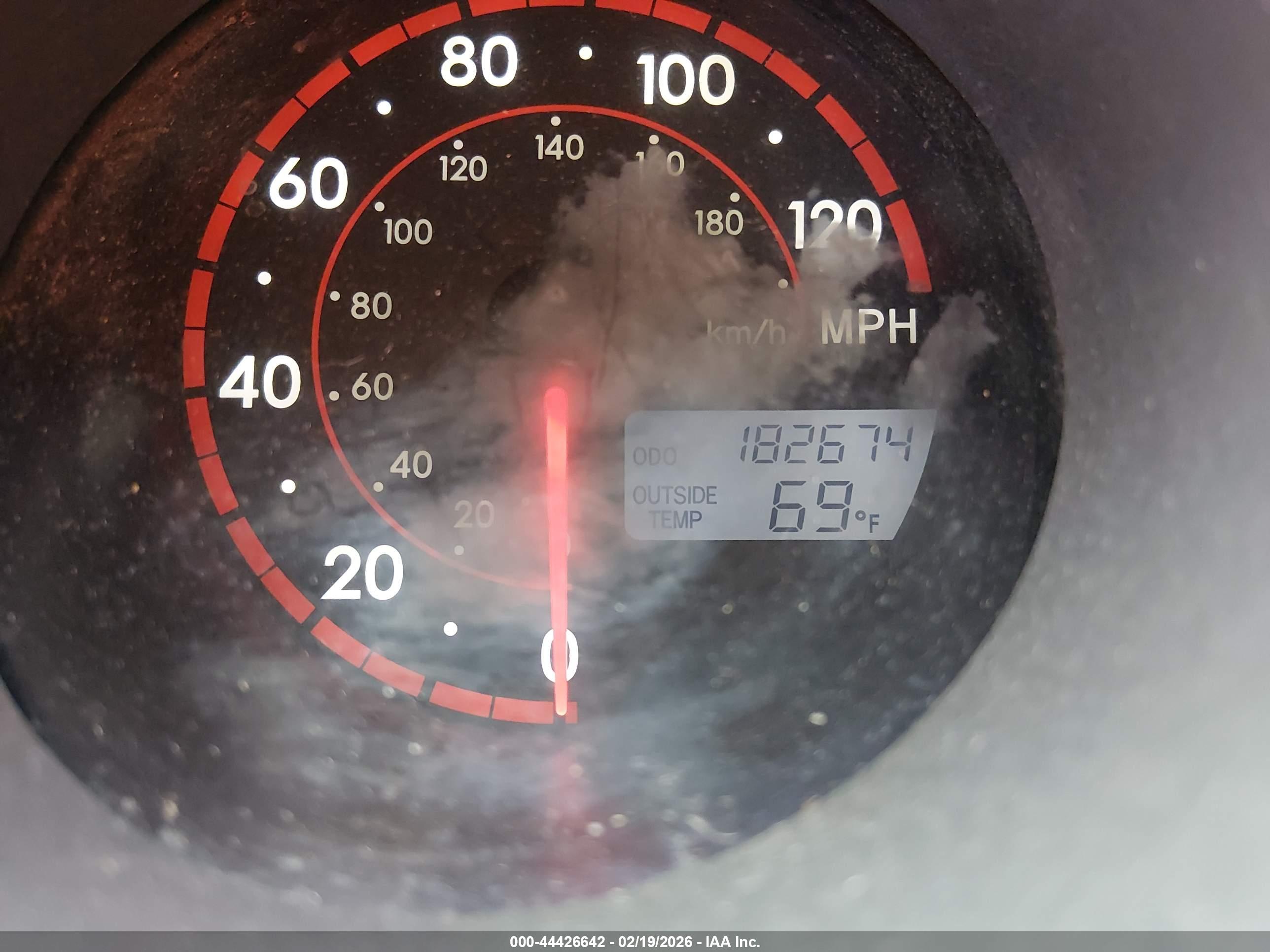 PONTIAC VIBE image 7