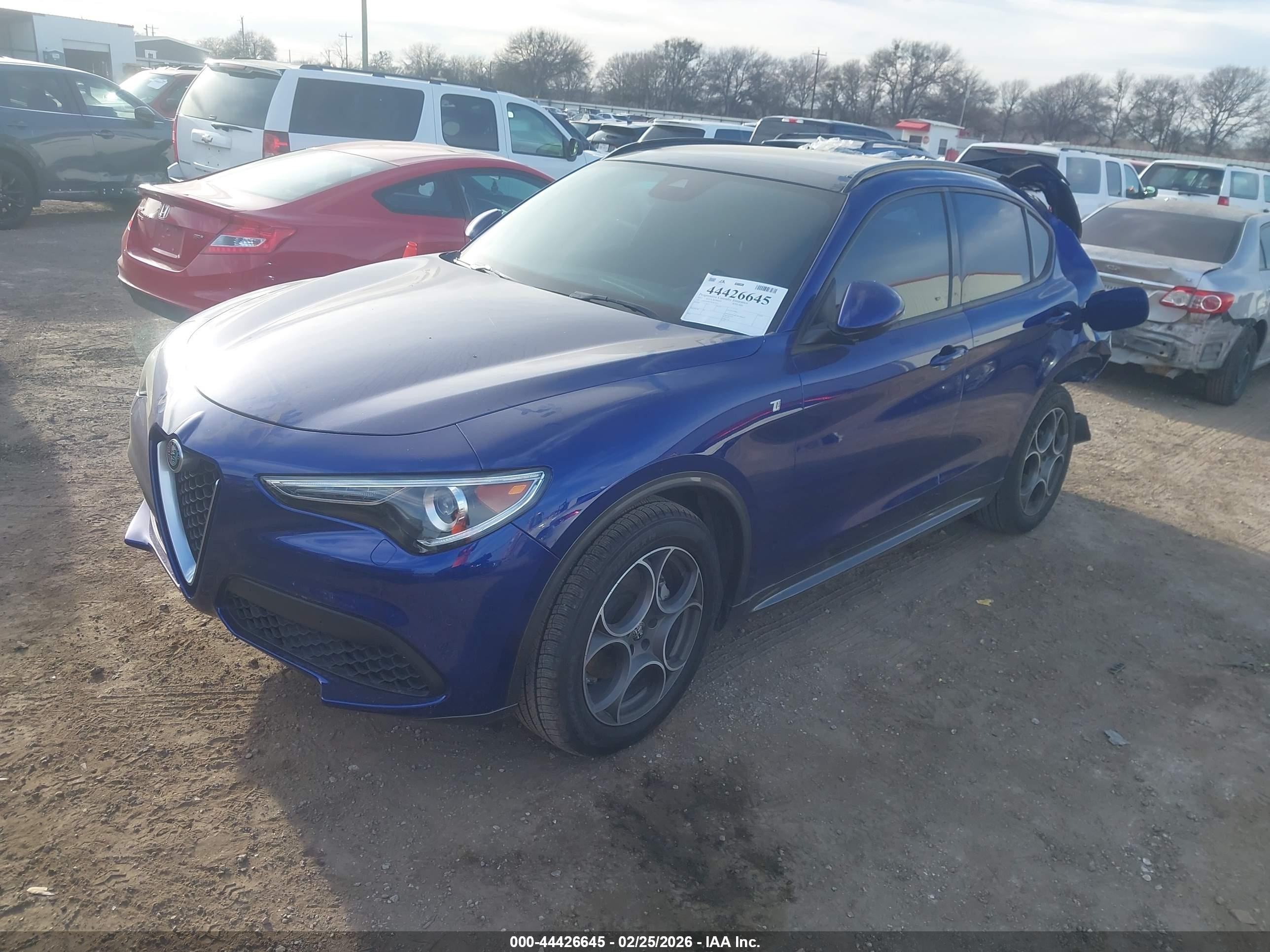 ALFA ROMEO image 2