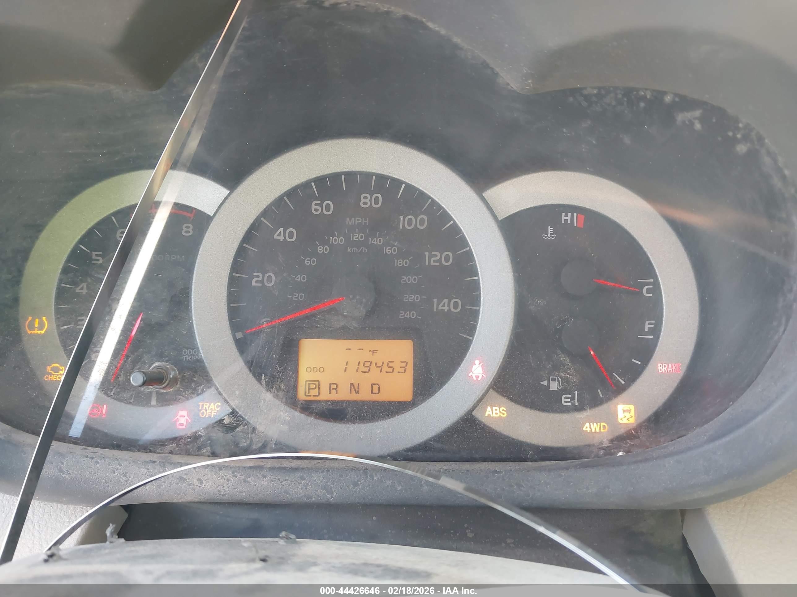 TOYOTA RAV4 image 7