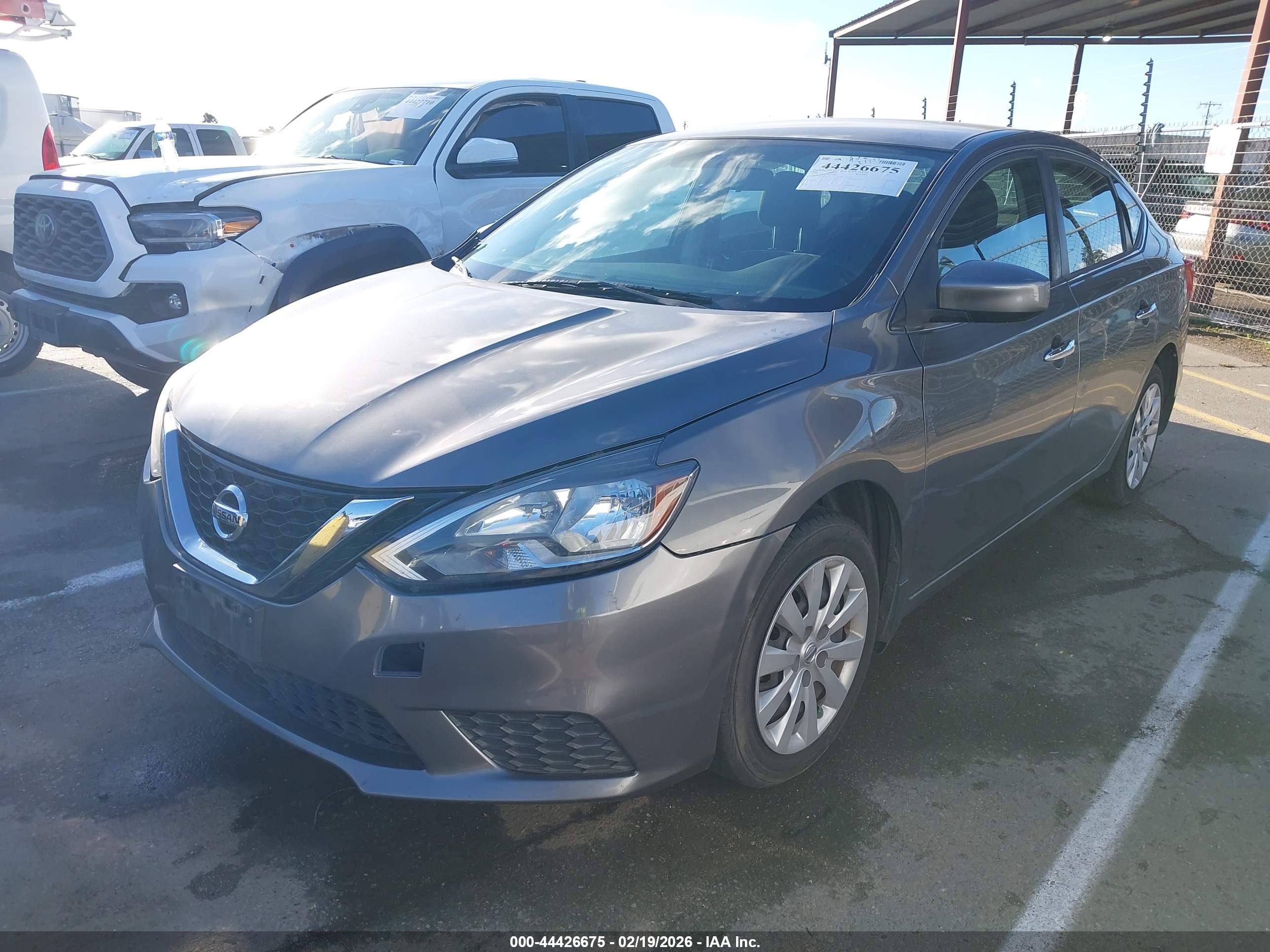 NISSAN SENTRA image 2