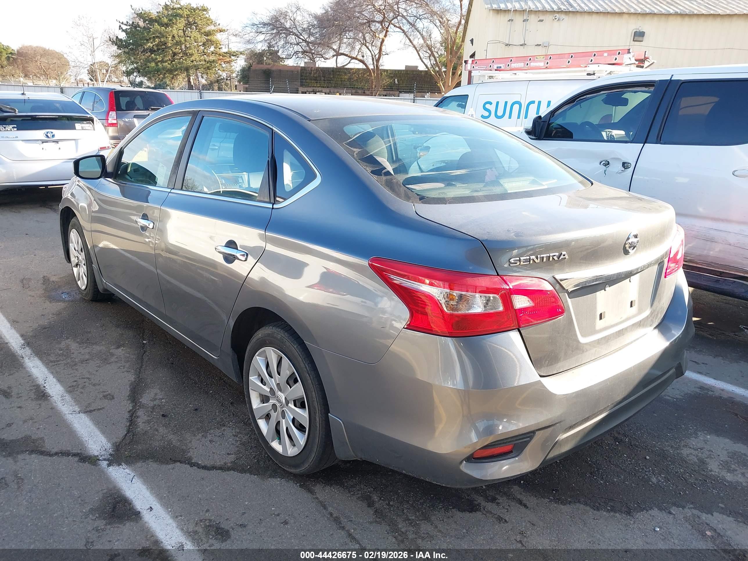 NISSAN SENTRA image 3