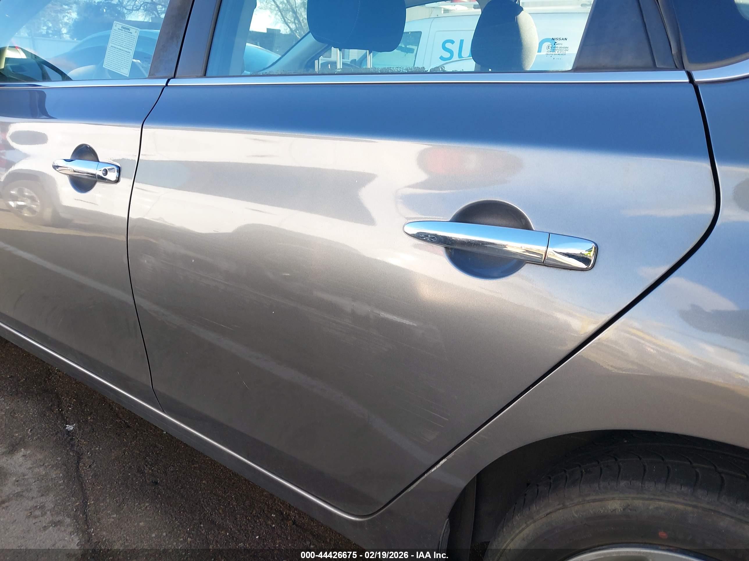 NISSAN SENTRA image 6
