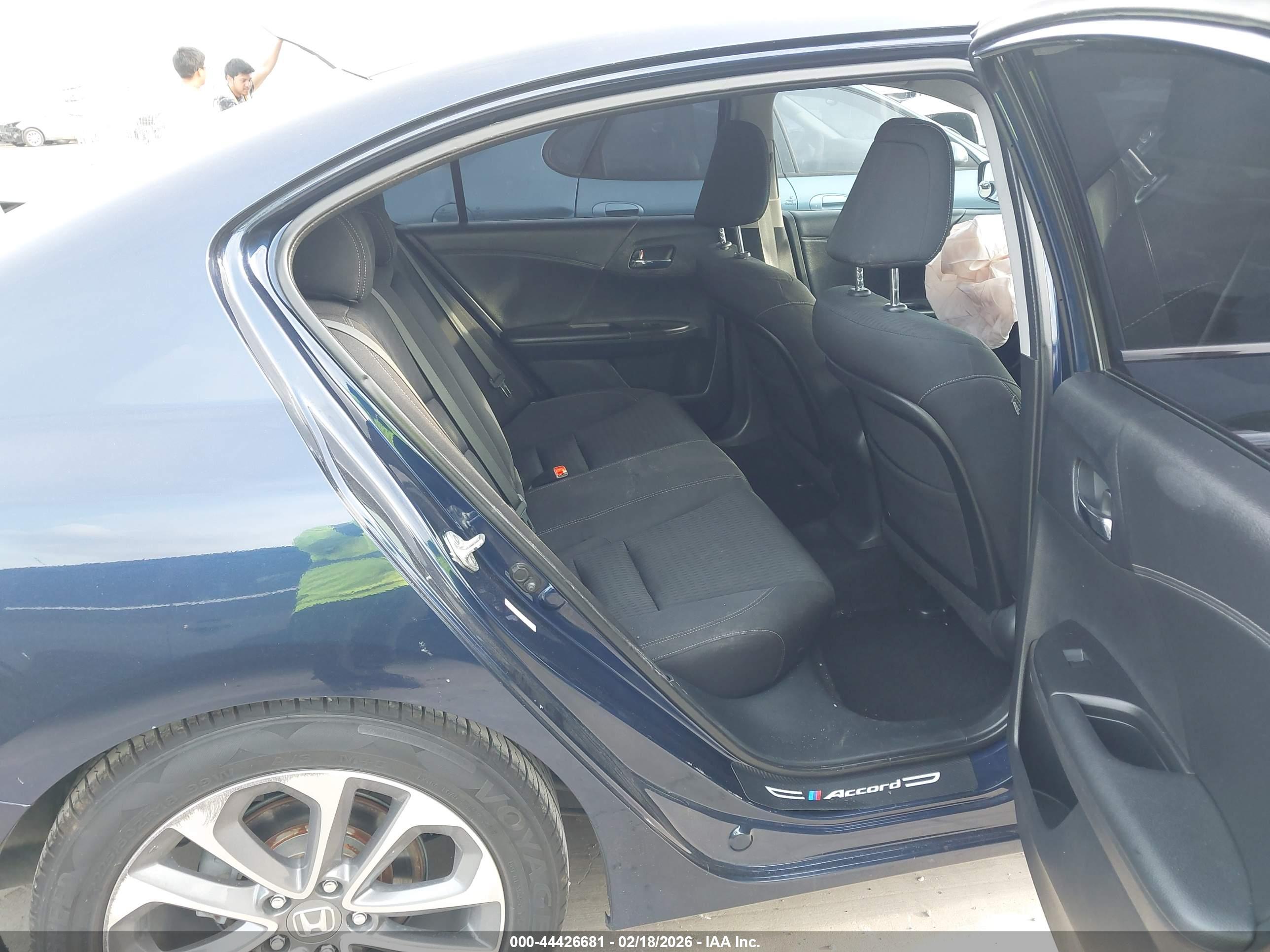 HONDA ACCORD image 8