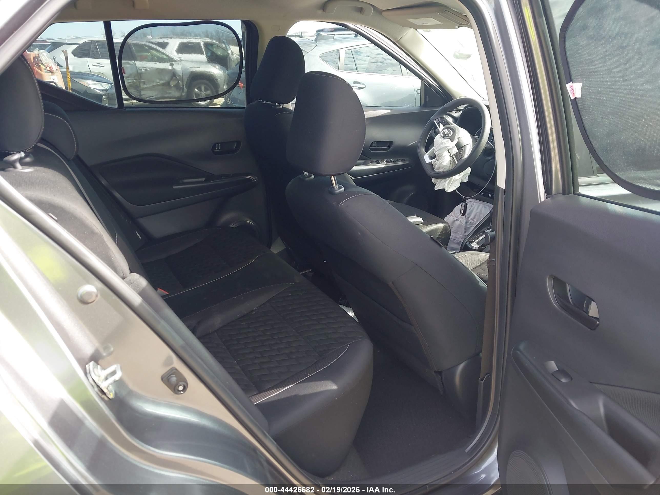 NISSAN KICKS image 8