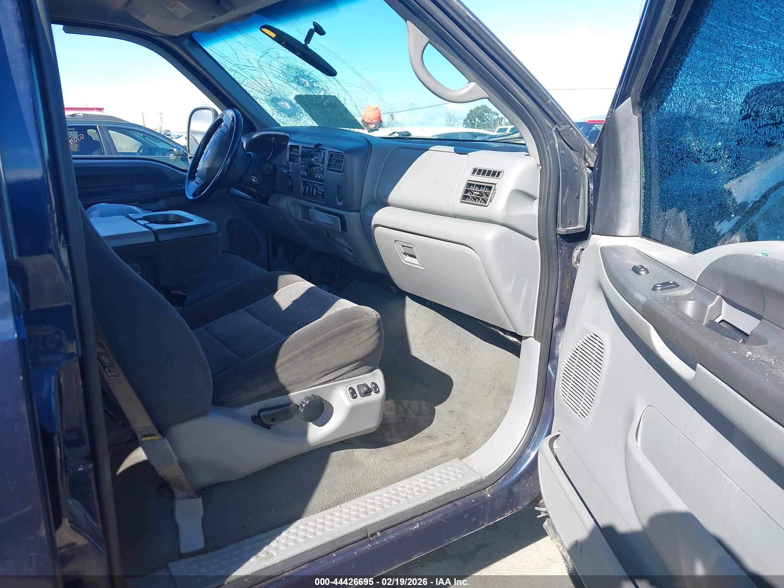 FORD F-350 image 5