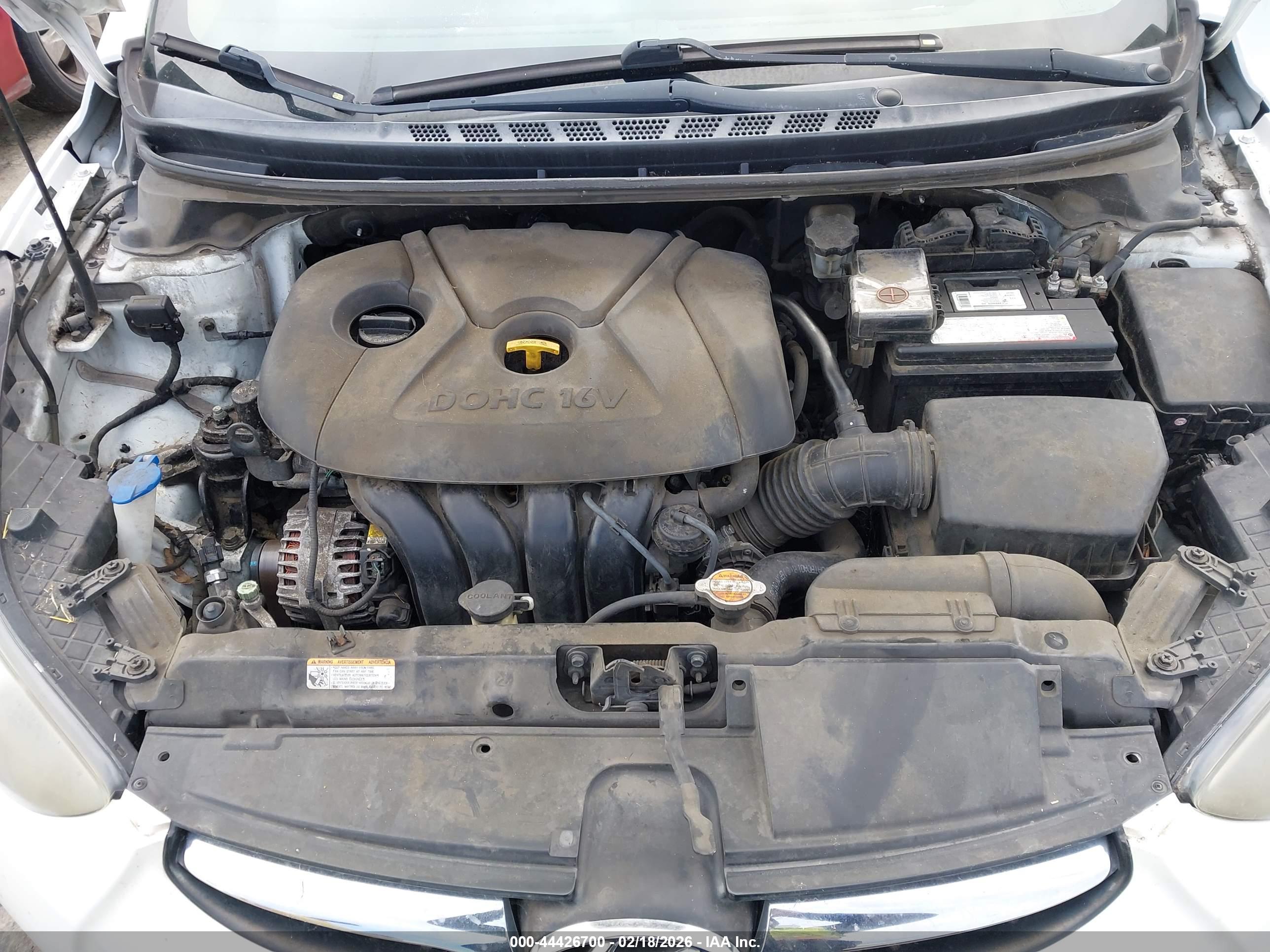 HYUNDAI ELANTRA image 10