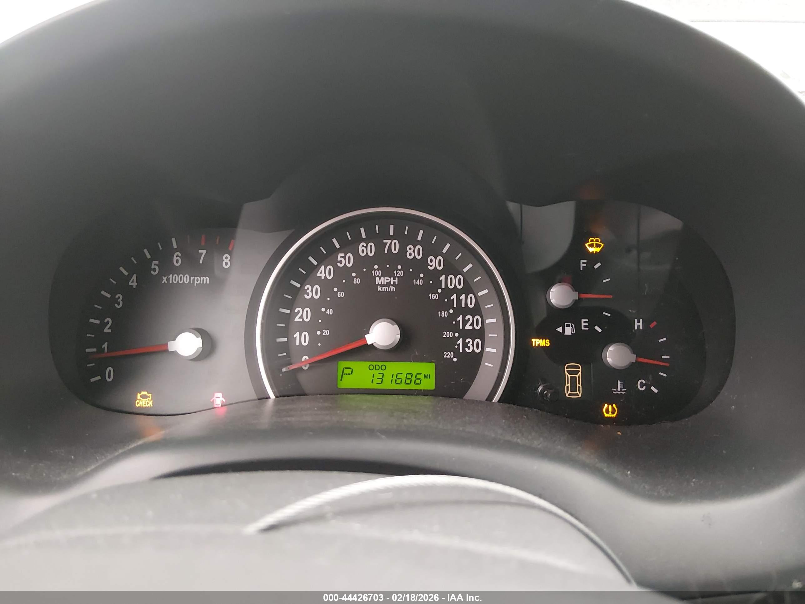 KIA SEDONA image 7