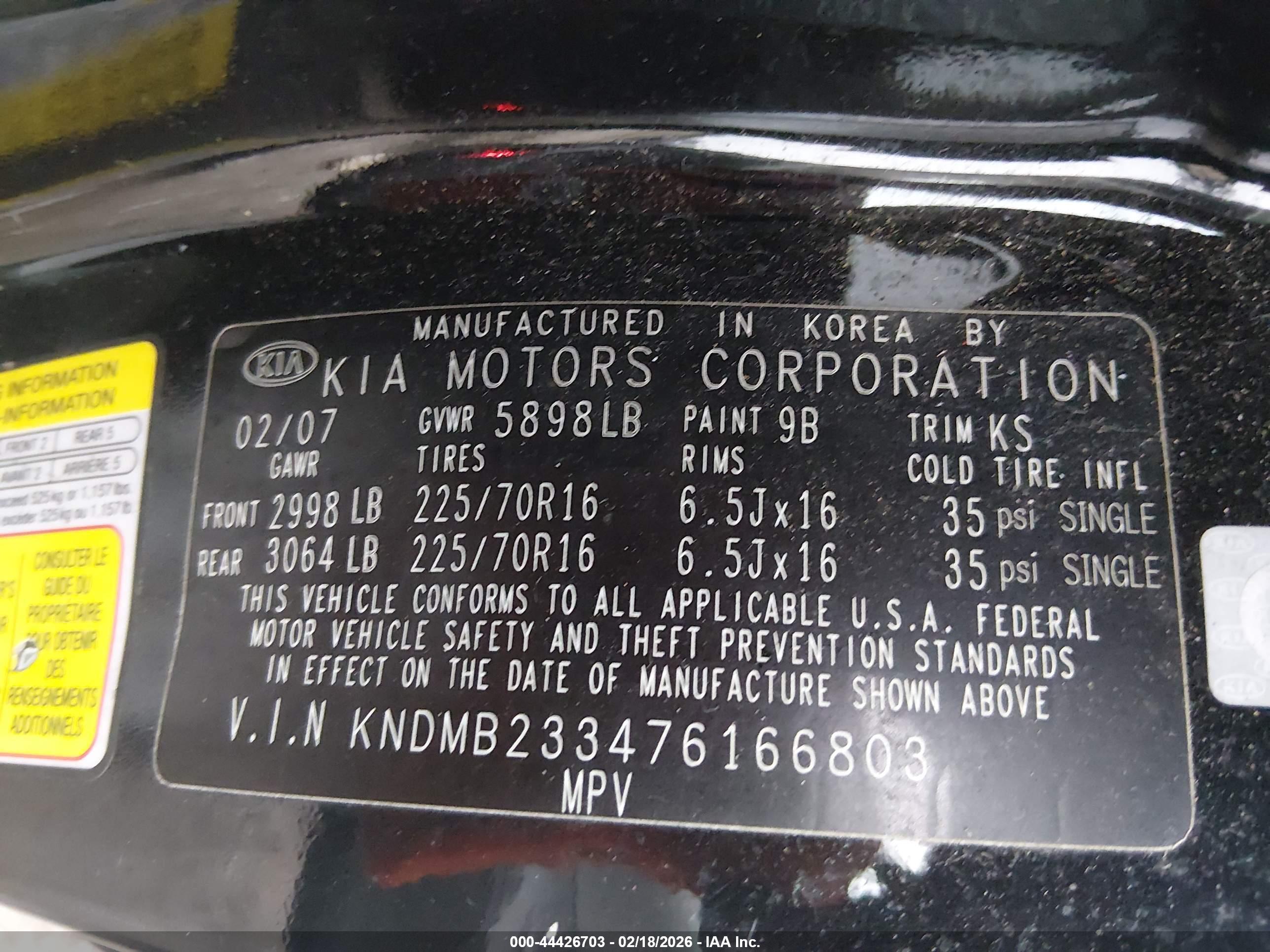 KIA SEDONA image 9