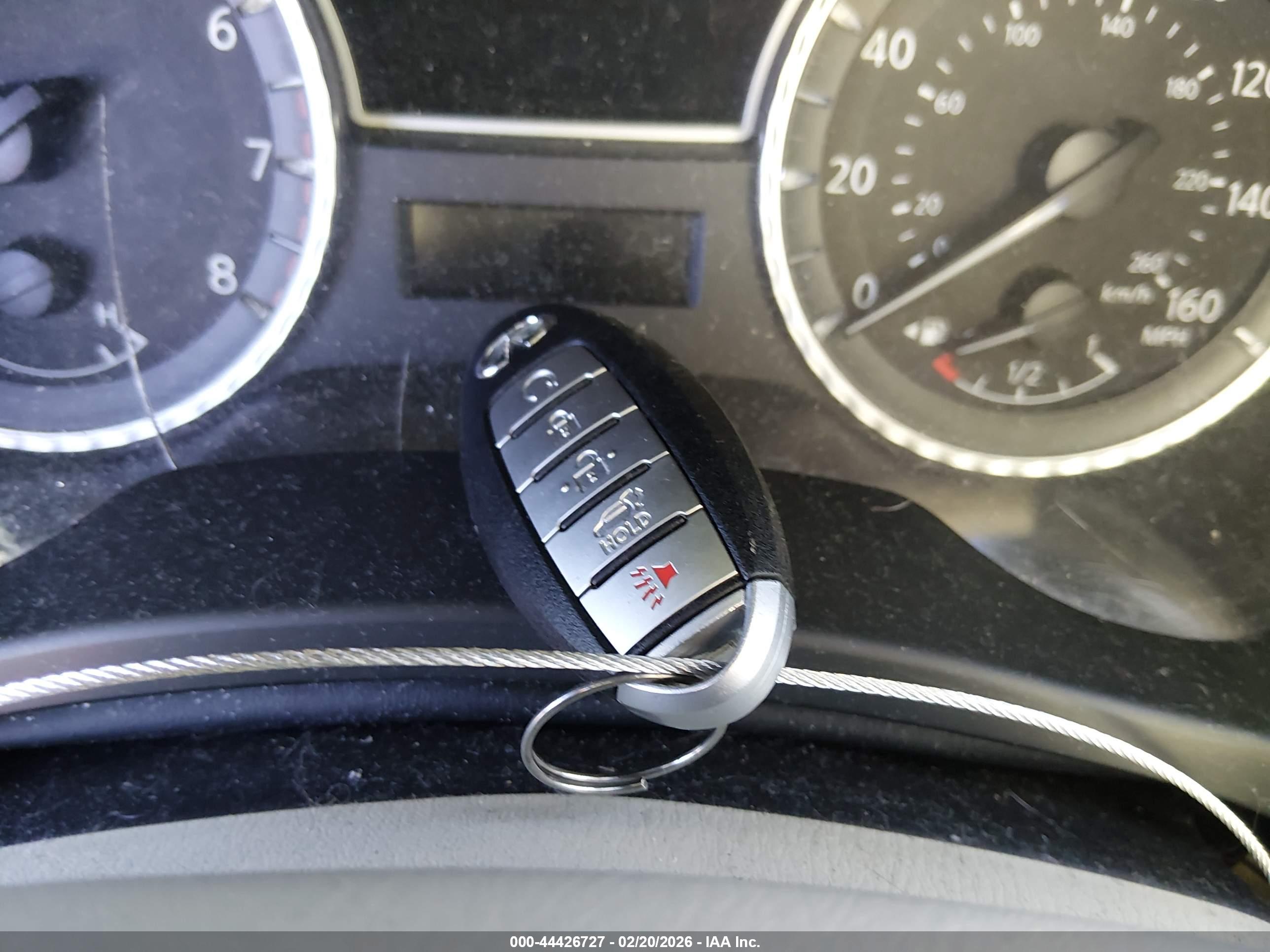 INFINITI JX35 image 11