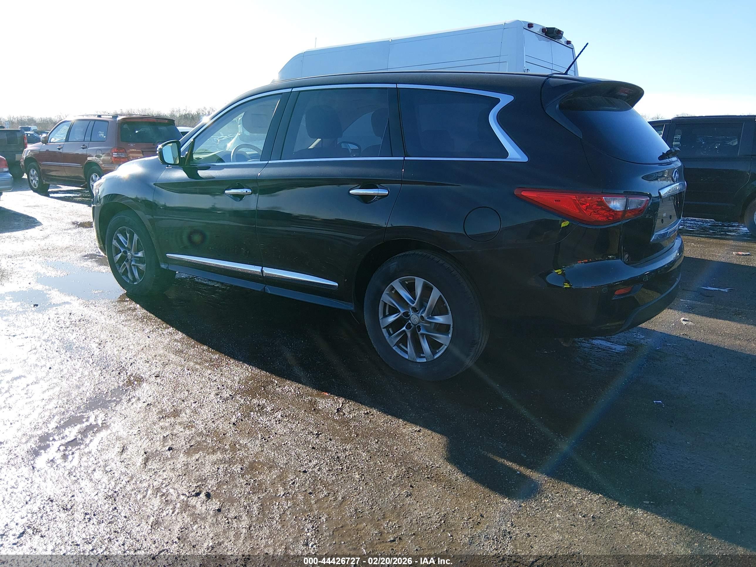 INFINITI JX35 image 3