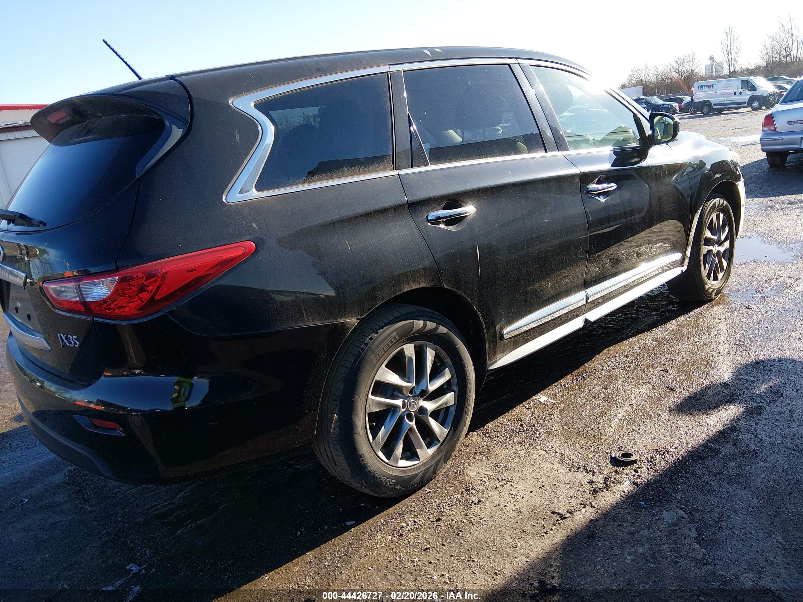 INFINITI JX35 image 4