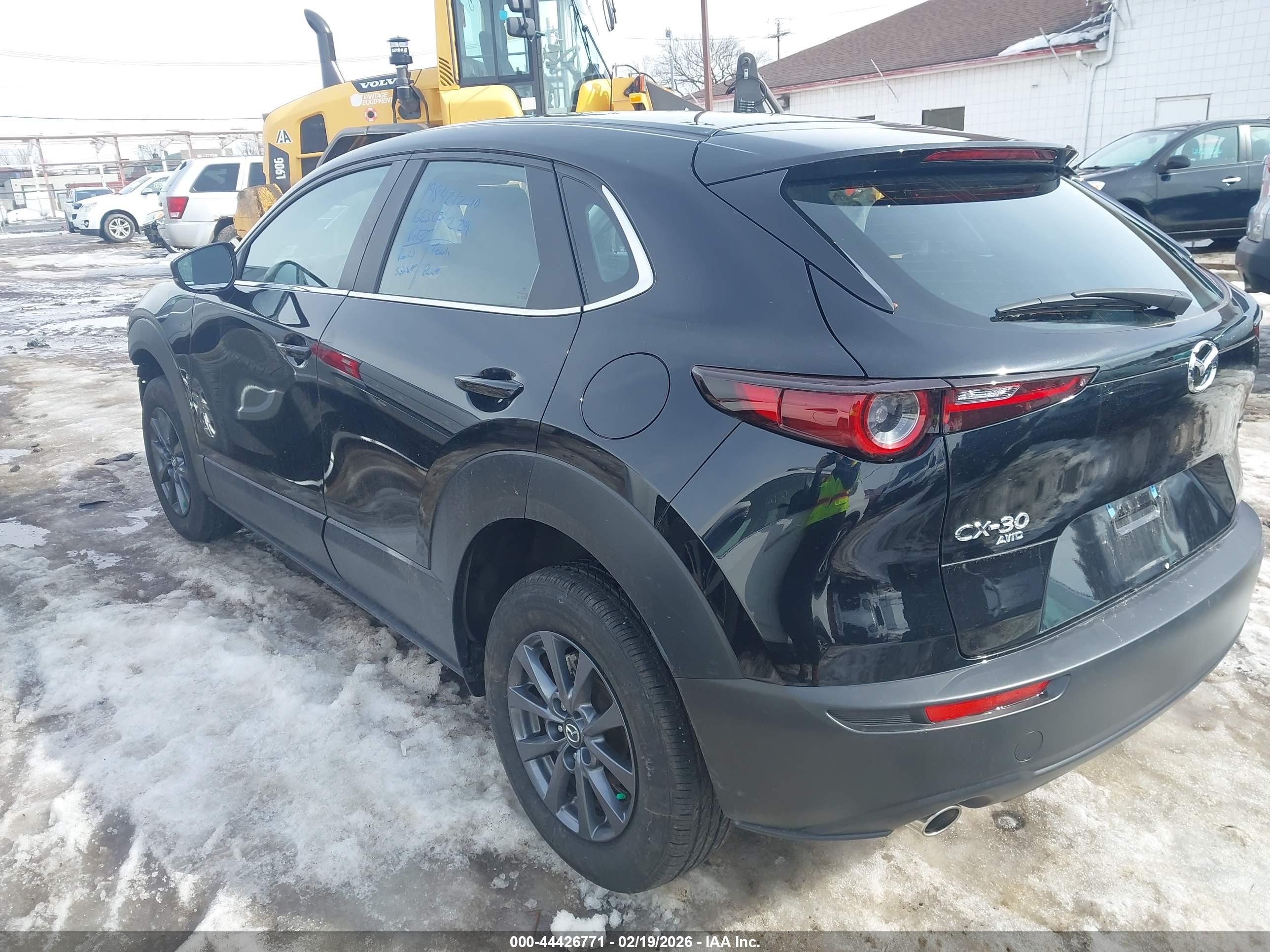 MAZDA CX-30 image 3