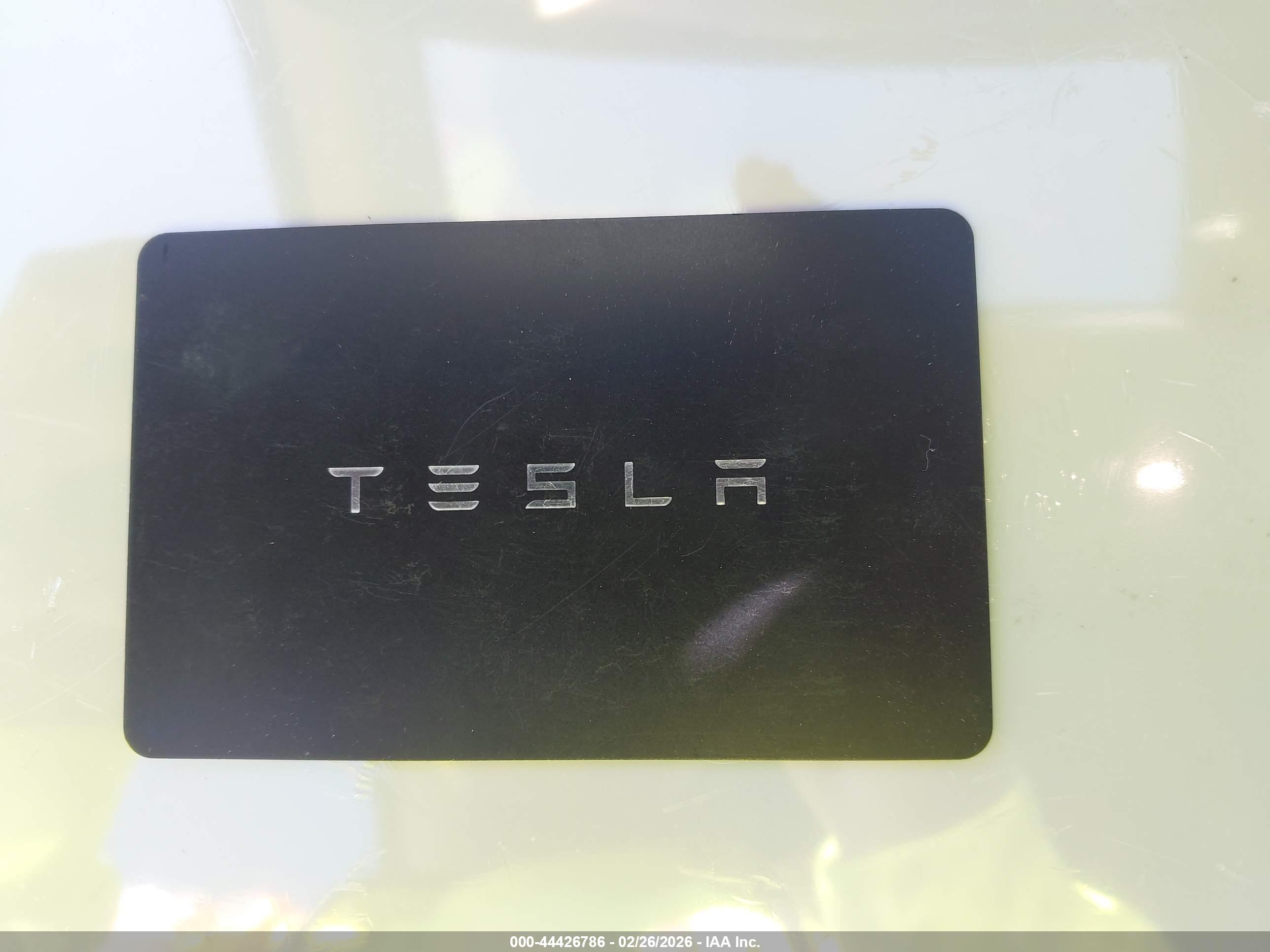 TESLA MODEL image 11