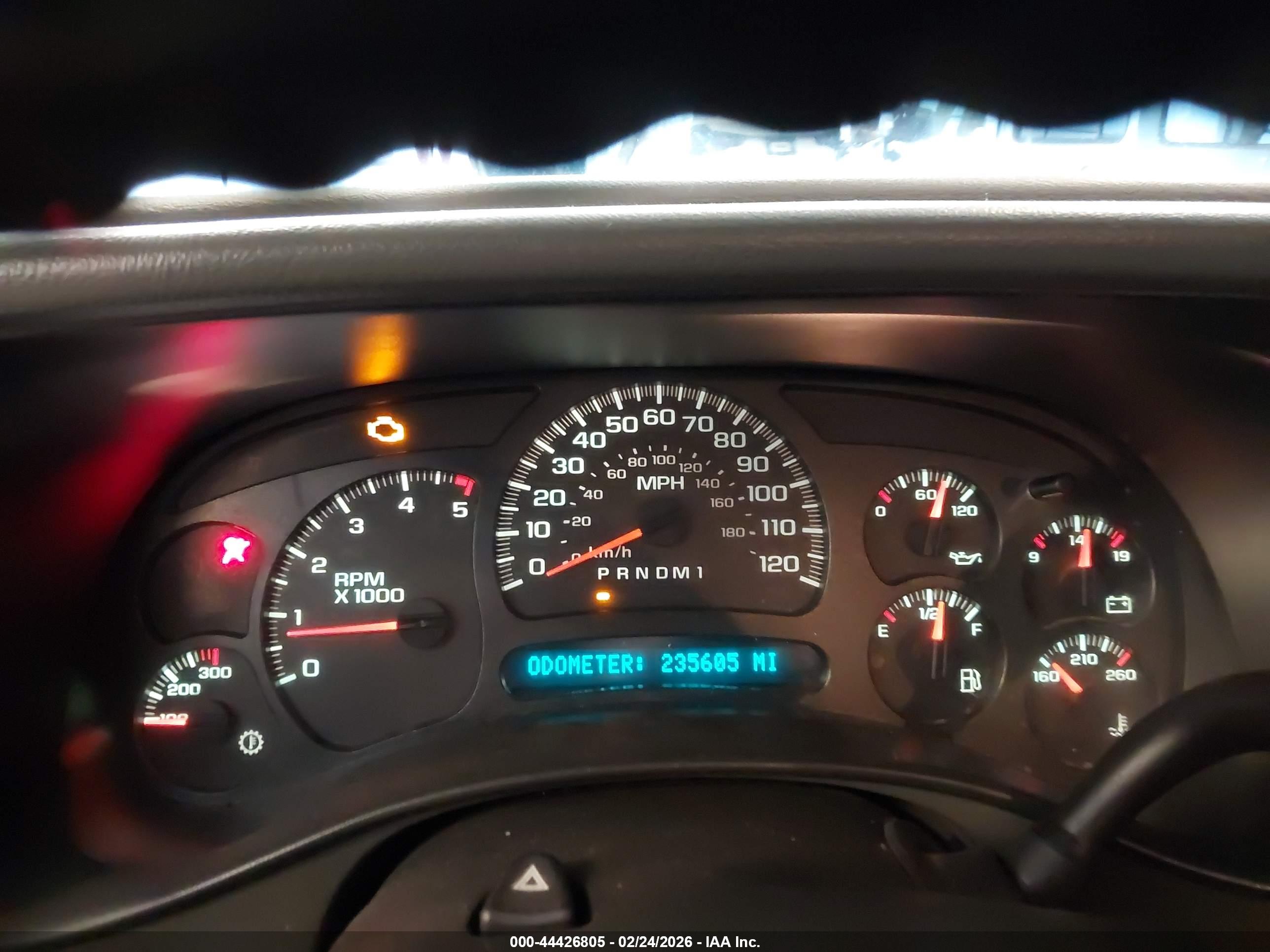 CHEVROLET SILVERADO image 7
